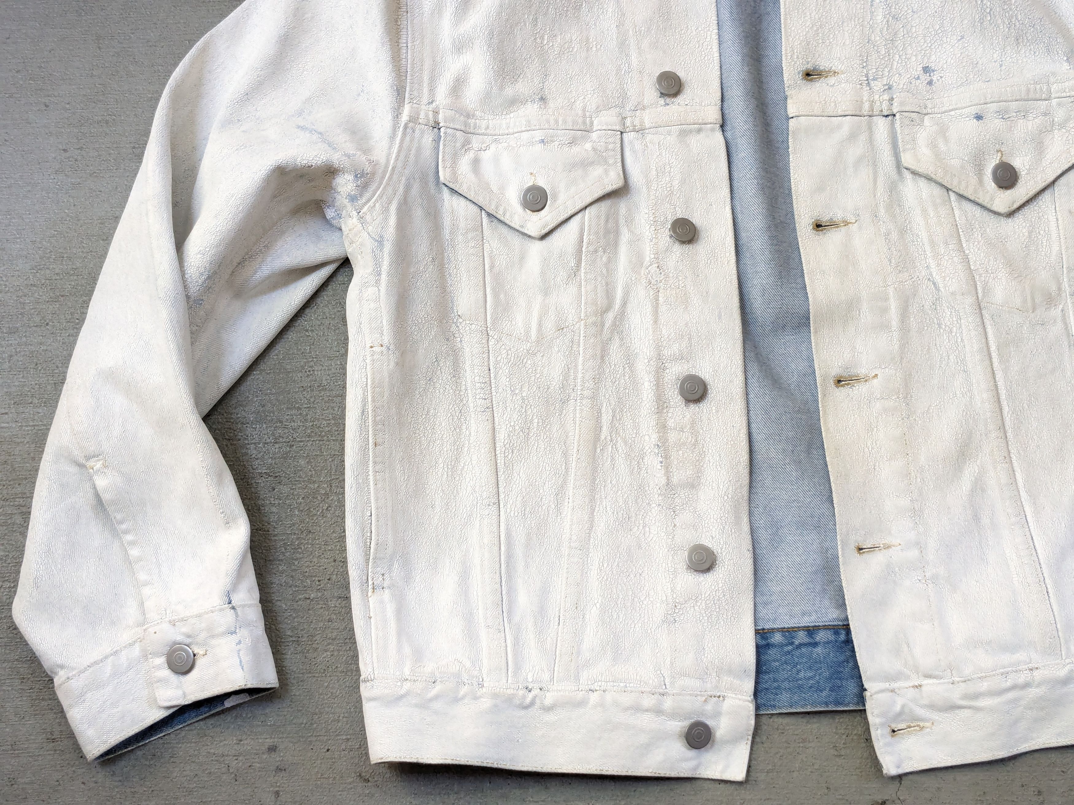 Maison Margiela Maison Margiela Denim Jacket White Paint Blue 46 Collarless Size US M / EU 48-50 / 2 - 6 Thumbnail