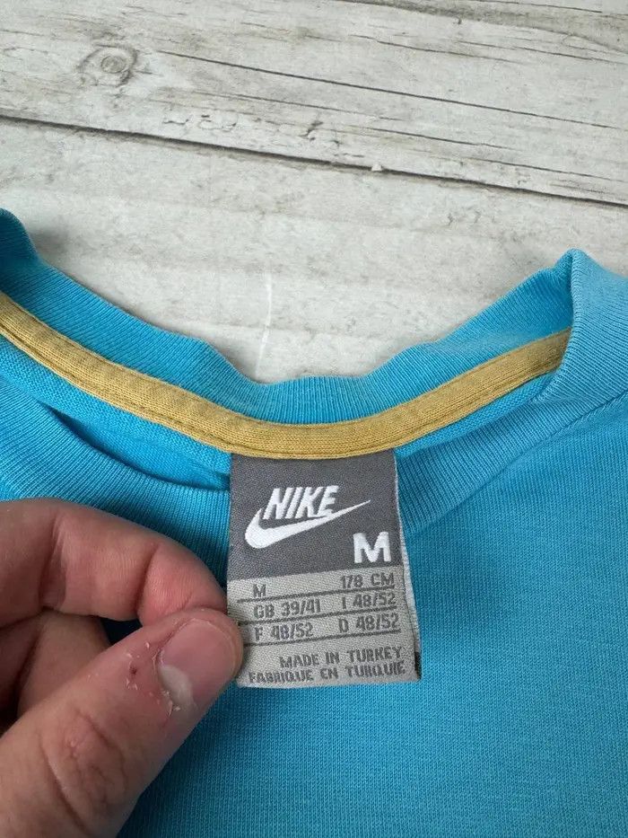Nike Vintage Nike FC Barcelona 2007 T Shirt Center Swoosh Size US M / EU 48-50 / 2 - 5 Thumbnail