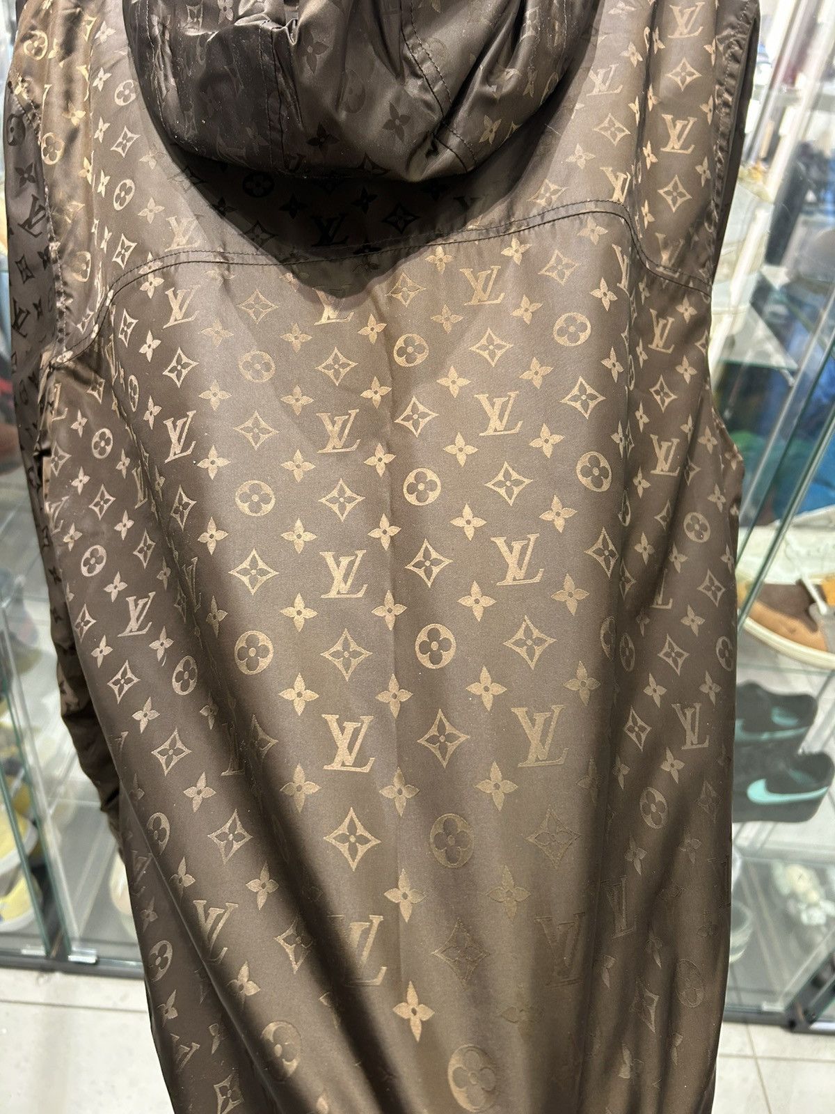 Louis Vuitton Louis Vuitton Reversible Nylon windbreaker Brown Size US XXL / EU 58 / 5 - 4 Thumbnail