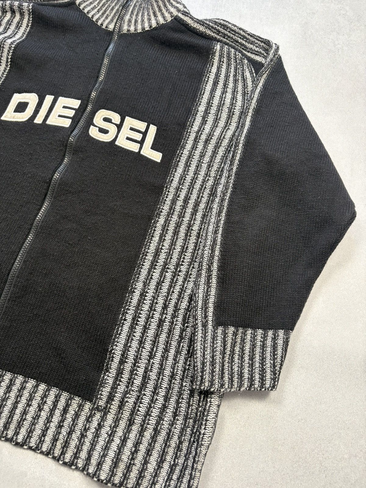 Diesel Vintage Diesel Knit Zip Up Sweater Jacket Bog Logo Opium Y2K Size US XL / EU 56 / 4 - 2 Thumbnail