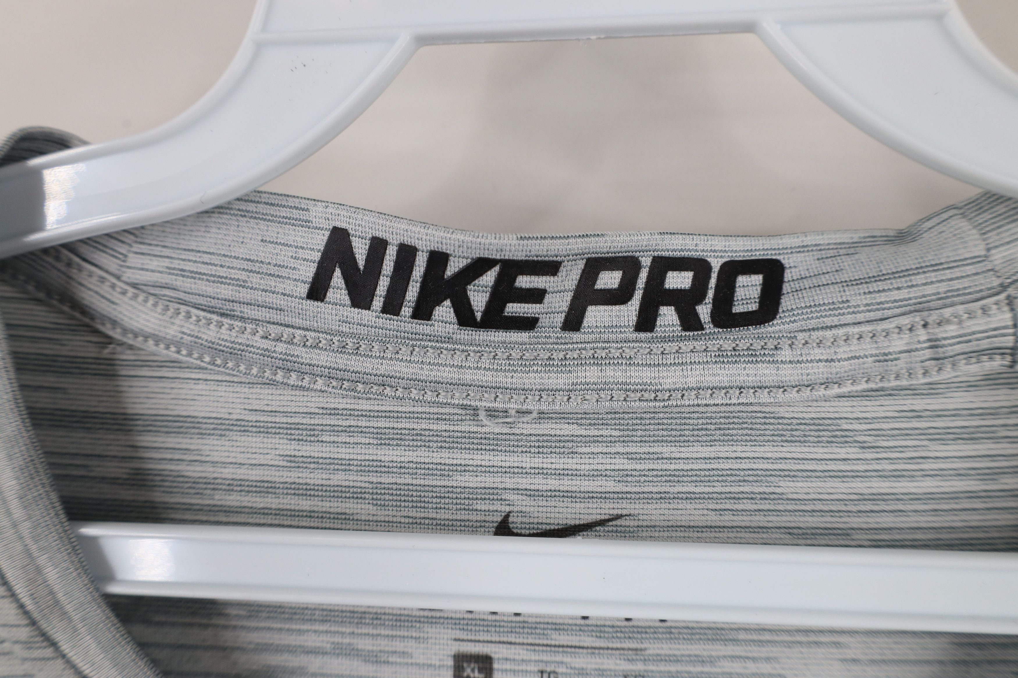 Nike × Vintage Nike Pro Center Swoosh Short Sleeve Training T-Shirt Gray Size US XL / EU 56 / 4 - 9 Thumbnail
