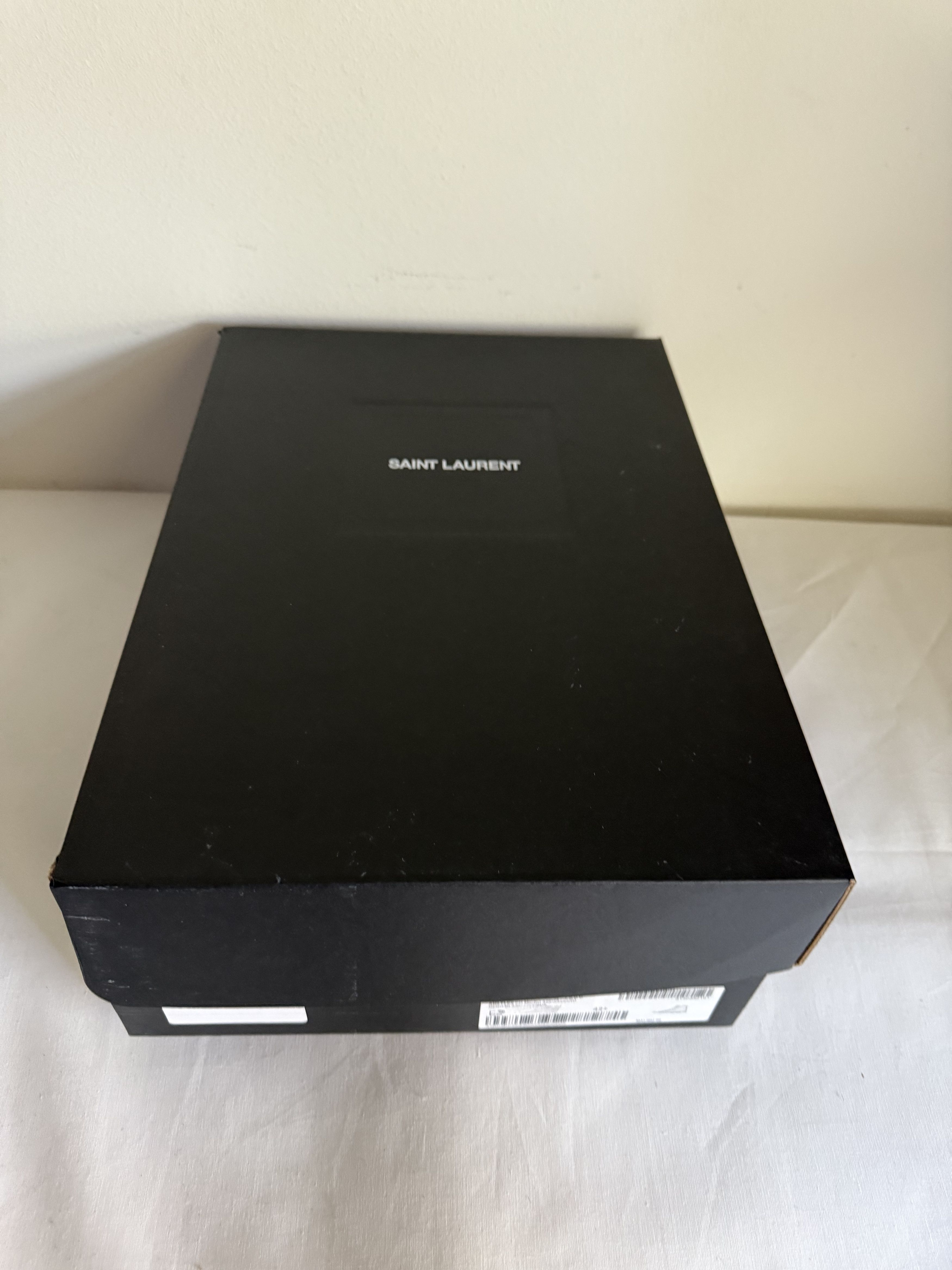 Saint Laurent Paris Saint Laurent Malibu Sneakers Size US 10 / EU 43 - 16 Thumbnail