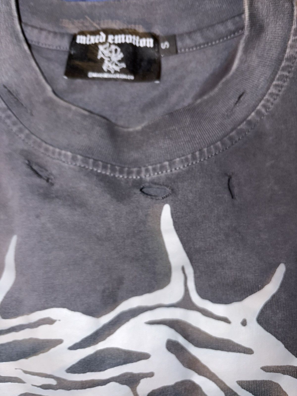 Other Mixed emotion barbed wire longsleeve Size US S / EU 44-46 / 1 - 3 Thumbnail