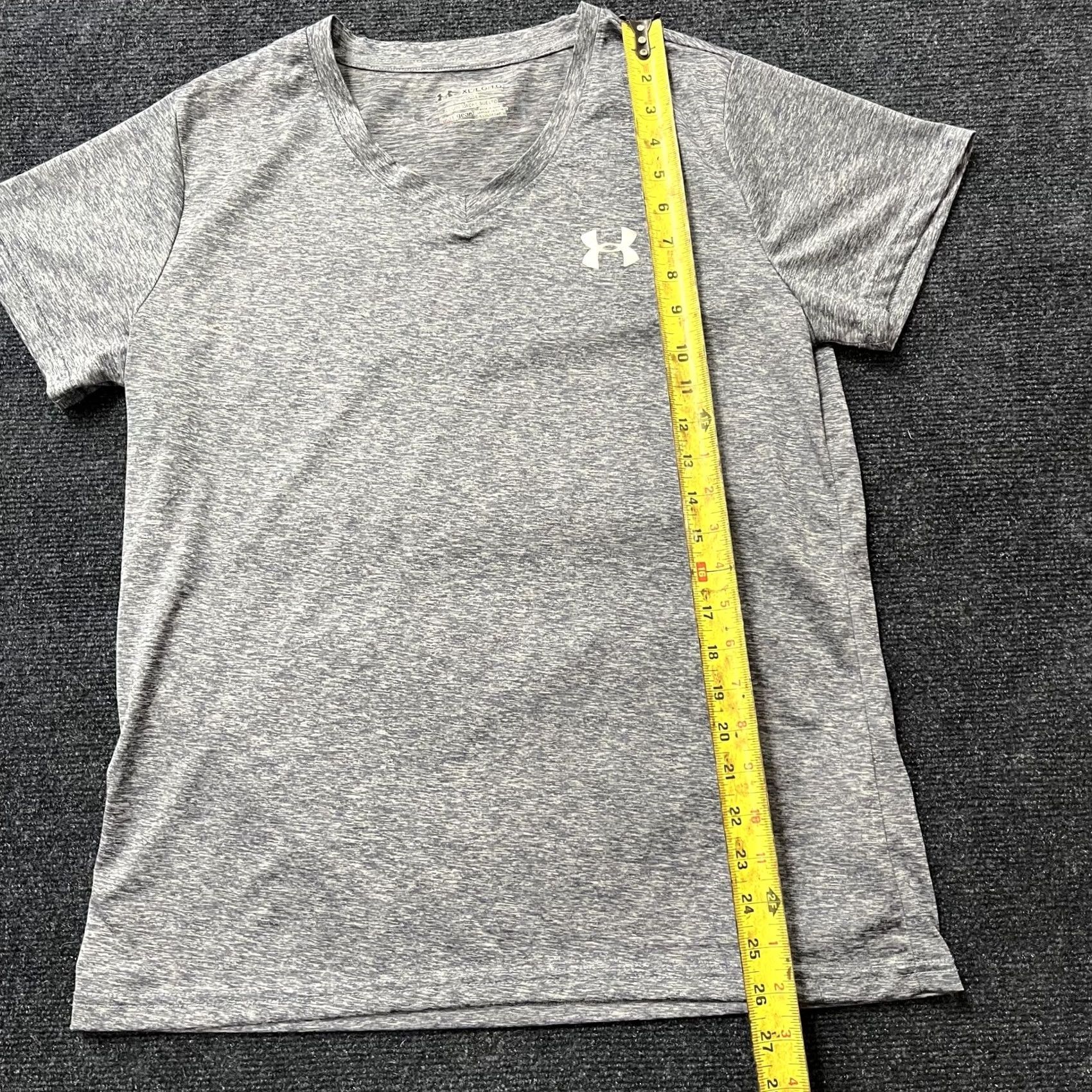 Under Armour Under Armour Shirt Womens XL Gray HeatGear V Neck Short Sleeve Athletic Workout Size XL / US 12-14 / IT 48-50 - 5 Thumbnail