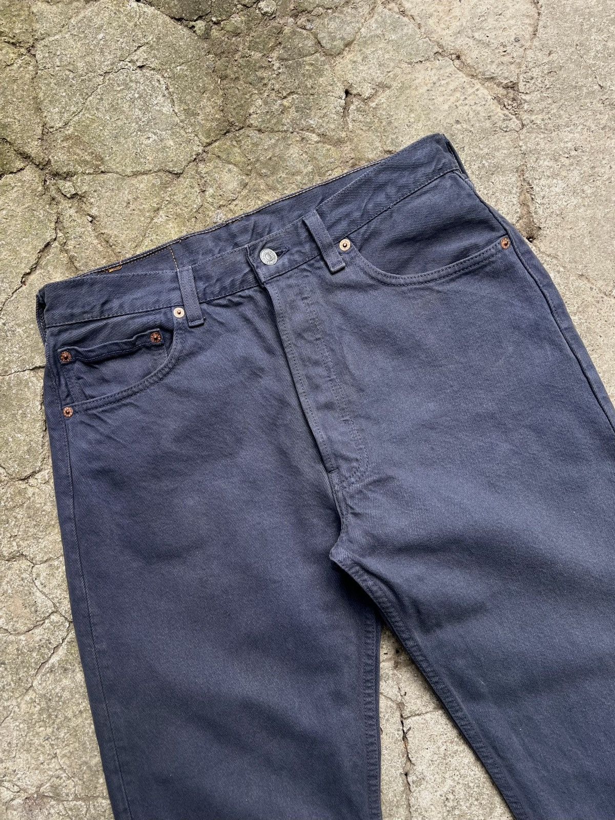Levi's 90s Vintage Levi’s 501 Distressed Denim Jeans Size US 33 - 3 Thumbnail