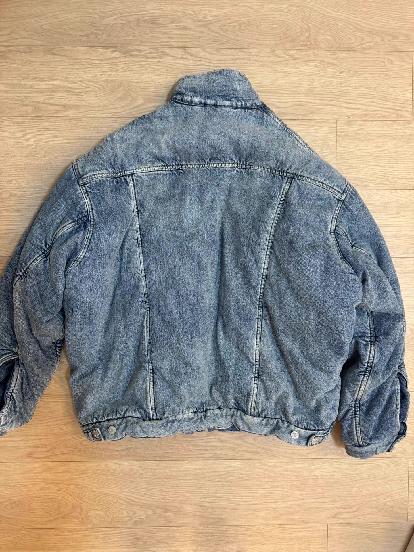 Balenciaga Balenciaga Blue Vintage Washed Cotton Denim Jacket Q14 Size US M / EU 48-50 / 2 - 3 Thumbnail