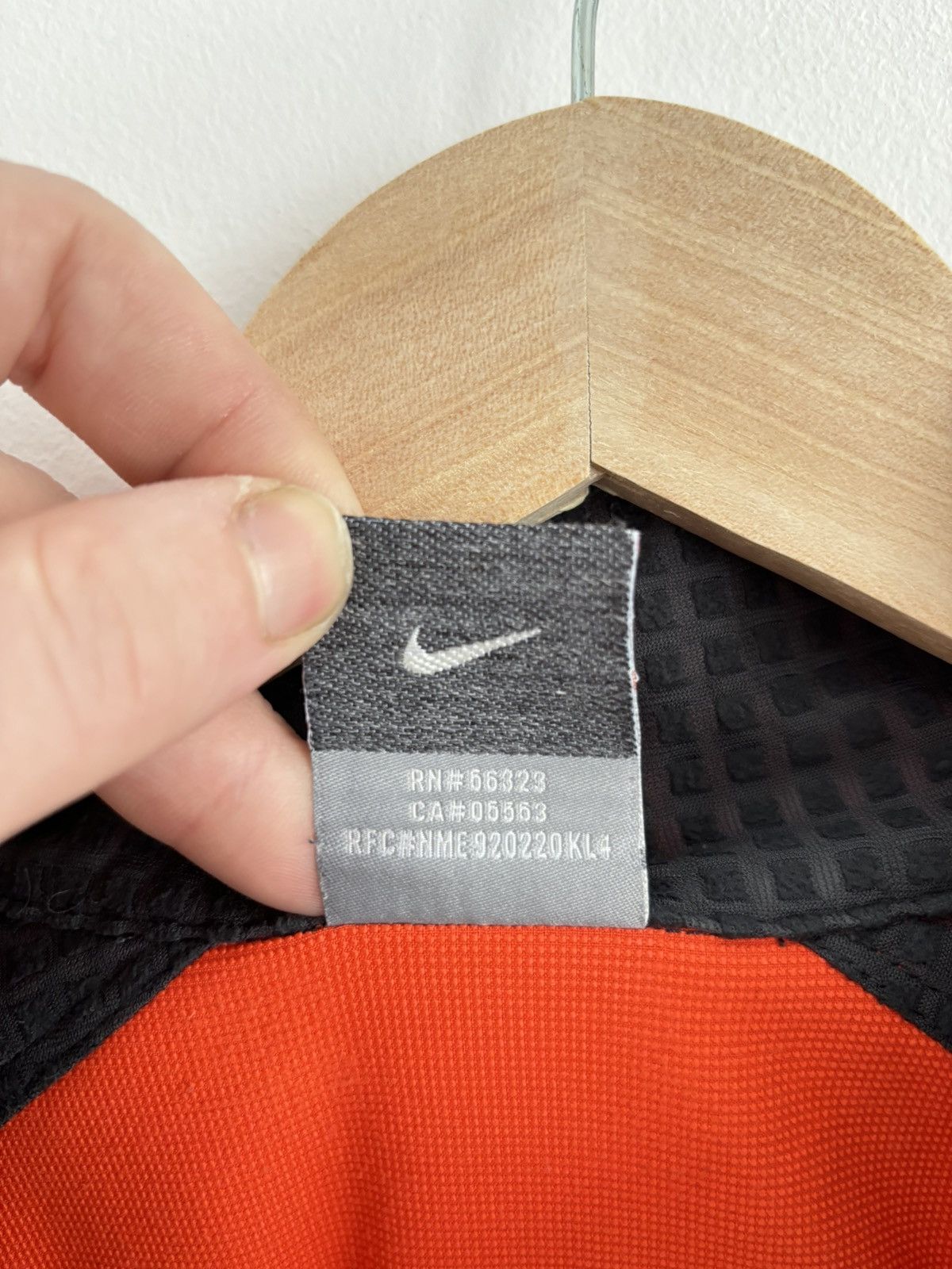 Nike ACG Nike ACG 00s Sphere Dry Orange Full Zip-Up Jacket Pockets Size US M / EU 48-50 / 2 - 6 Thumbnail