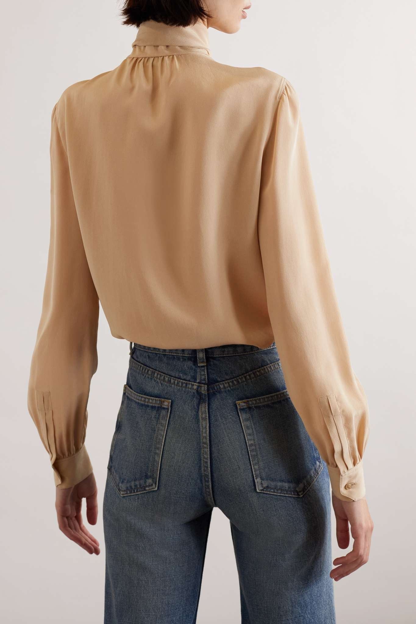 Saint Laurent Paris oc11z1025 Lavalliere Neck Shirt In Crepe De Chine in Beige Size XS / US 0-2 / IT 36-38 - 4 Thumbnail