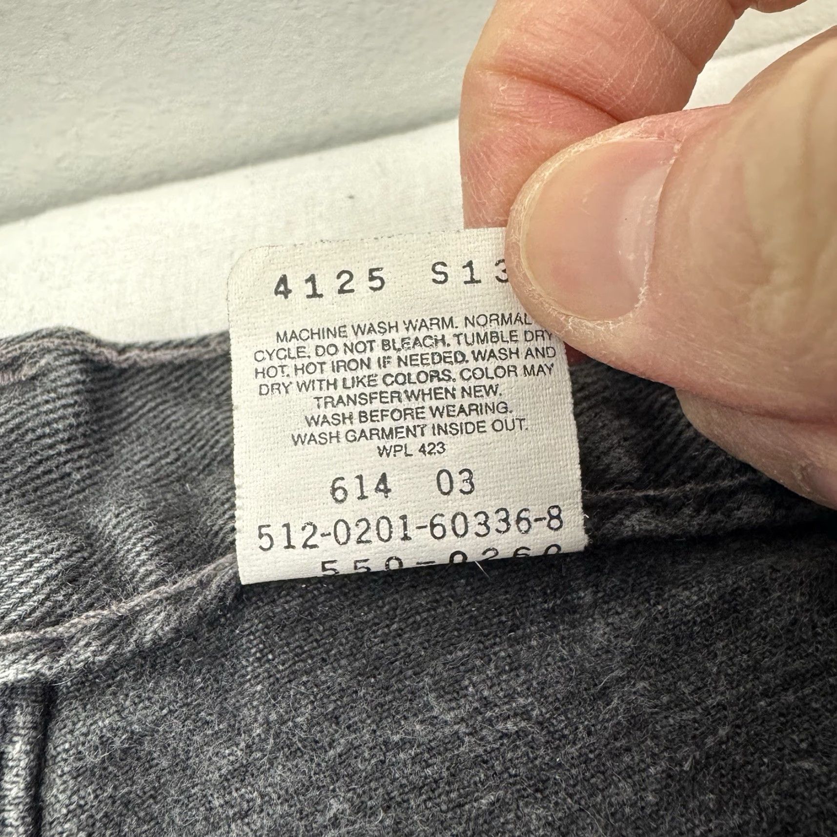 Levi's VINTAGE Levi's 550 Jeans Relaxed Fit Adult 36x30 Black 90s Y2K Hipster Levis 550 Jeans Mens Jeans Black 90s America's USA Size US 36 / EU 52 - 4 Thumbnail
