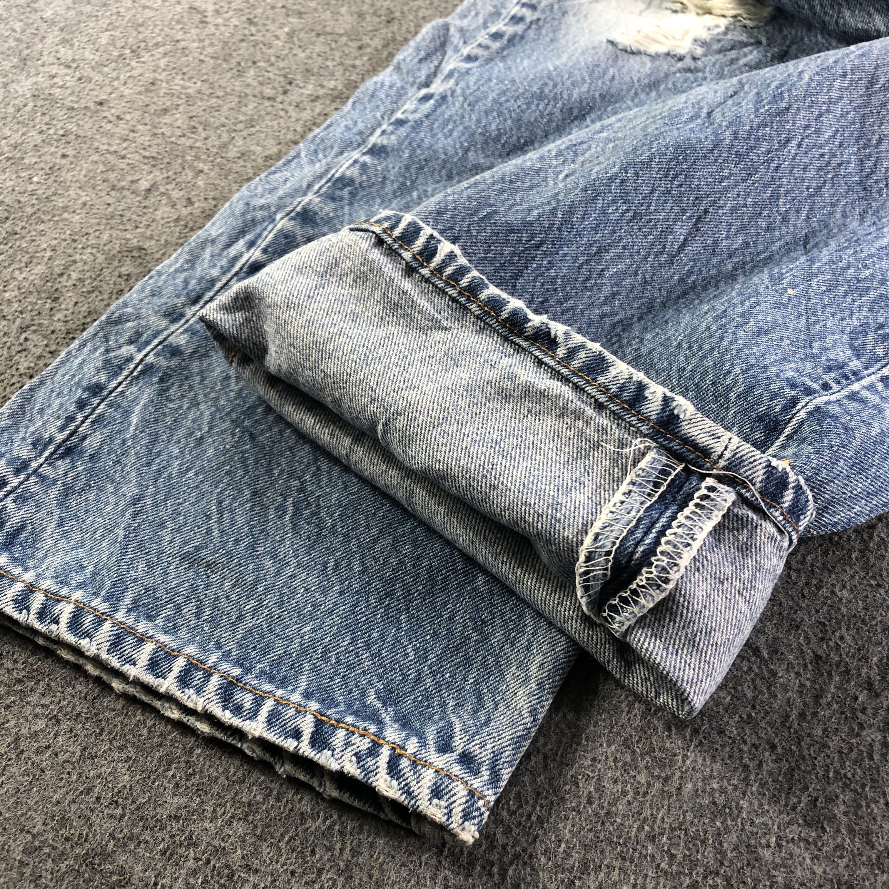 Levi's 90s Vintage Blue Wash Levis 501 Jeans-J3808 Size US 34 / EU 50 - 7 Thumbnail