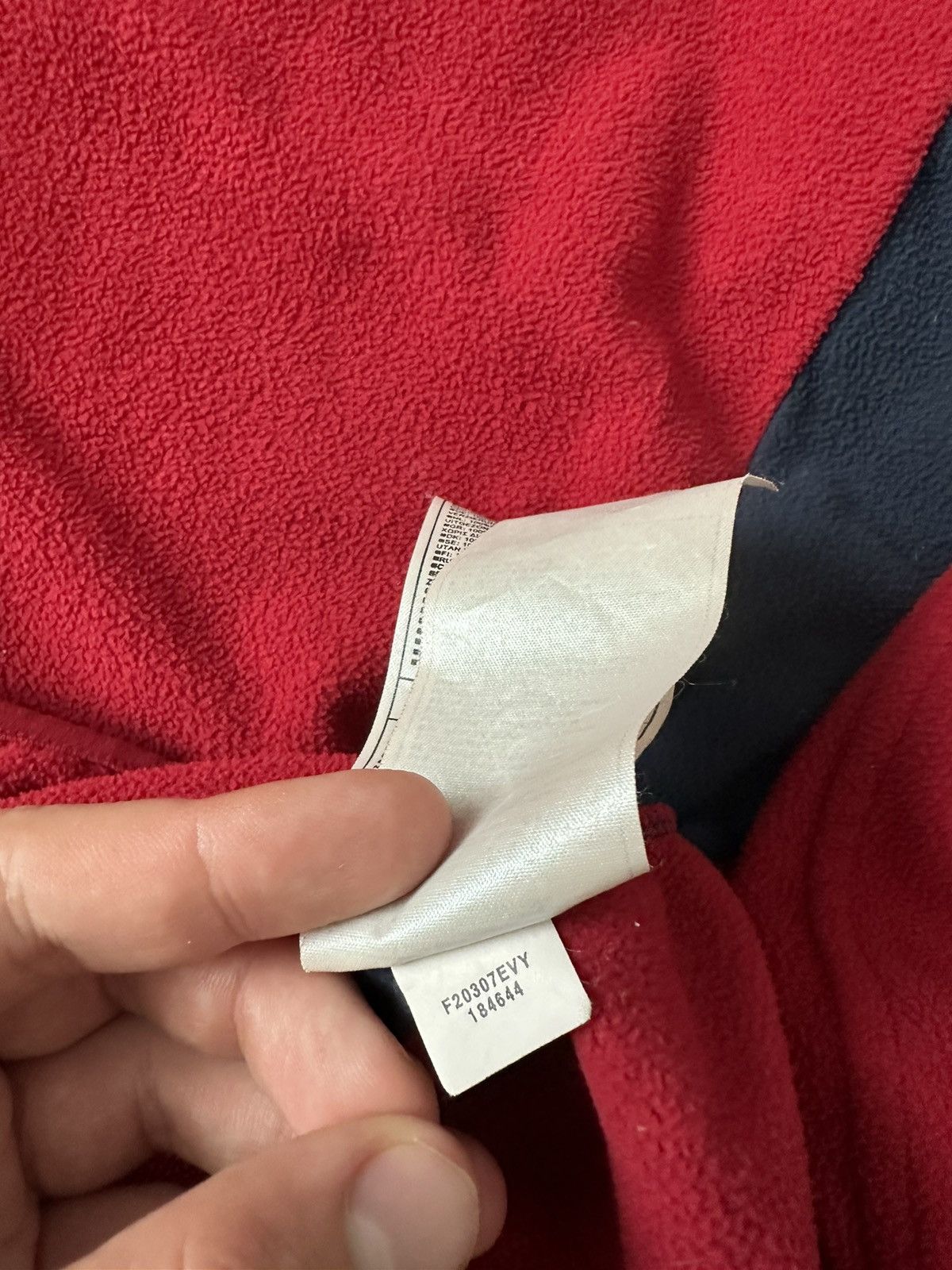 Nike 00’s Nike Vintage Therma Fit Barcelona Red fleece Sweatshirt Size US L / EU 52-54 / 3 - 6 Thumbnail