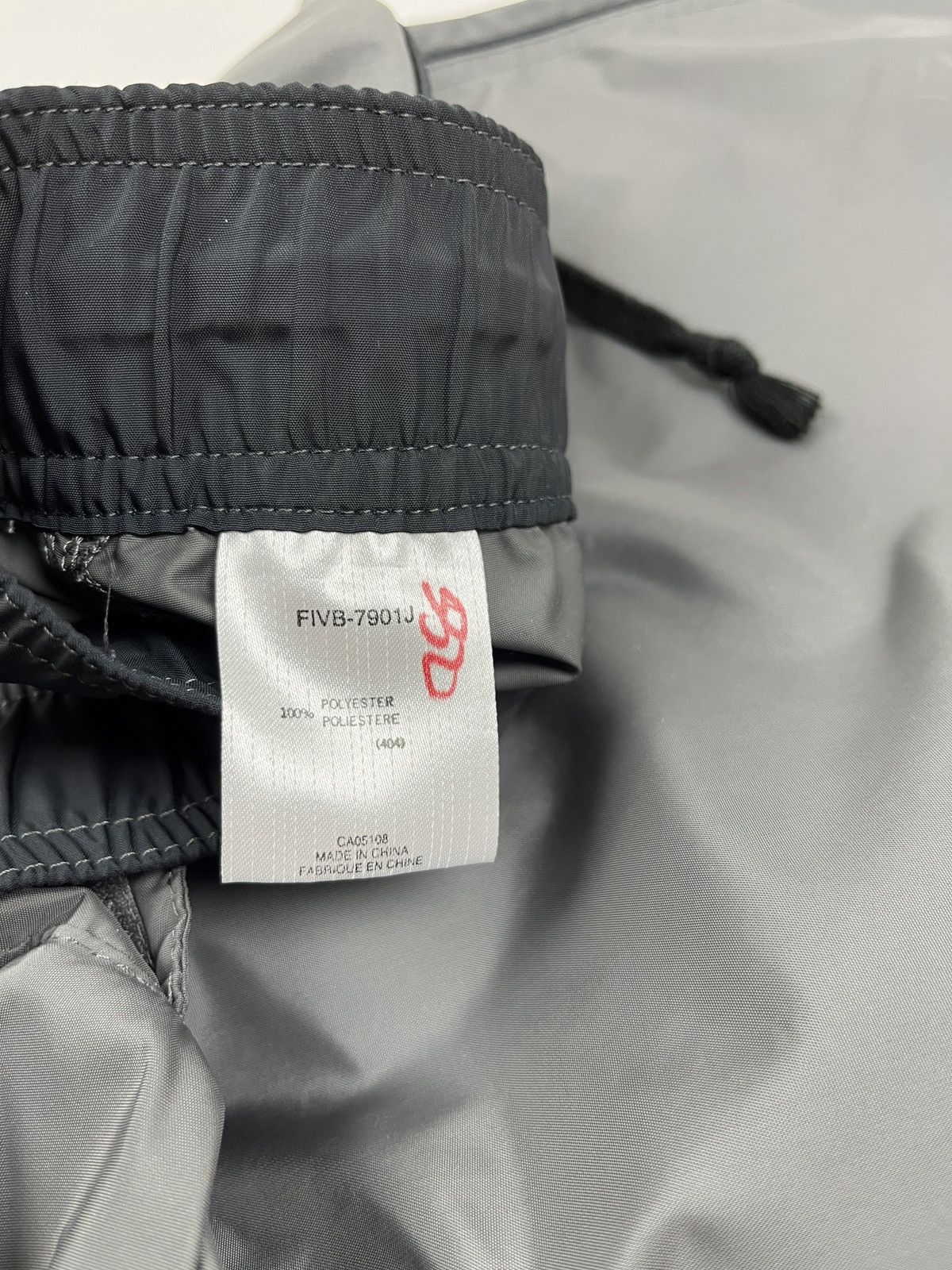 Descente Descente Athletic Nylon Cargo Shorts Size US 34 / EU 50 - 9 Thumbnail