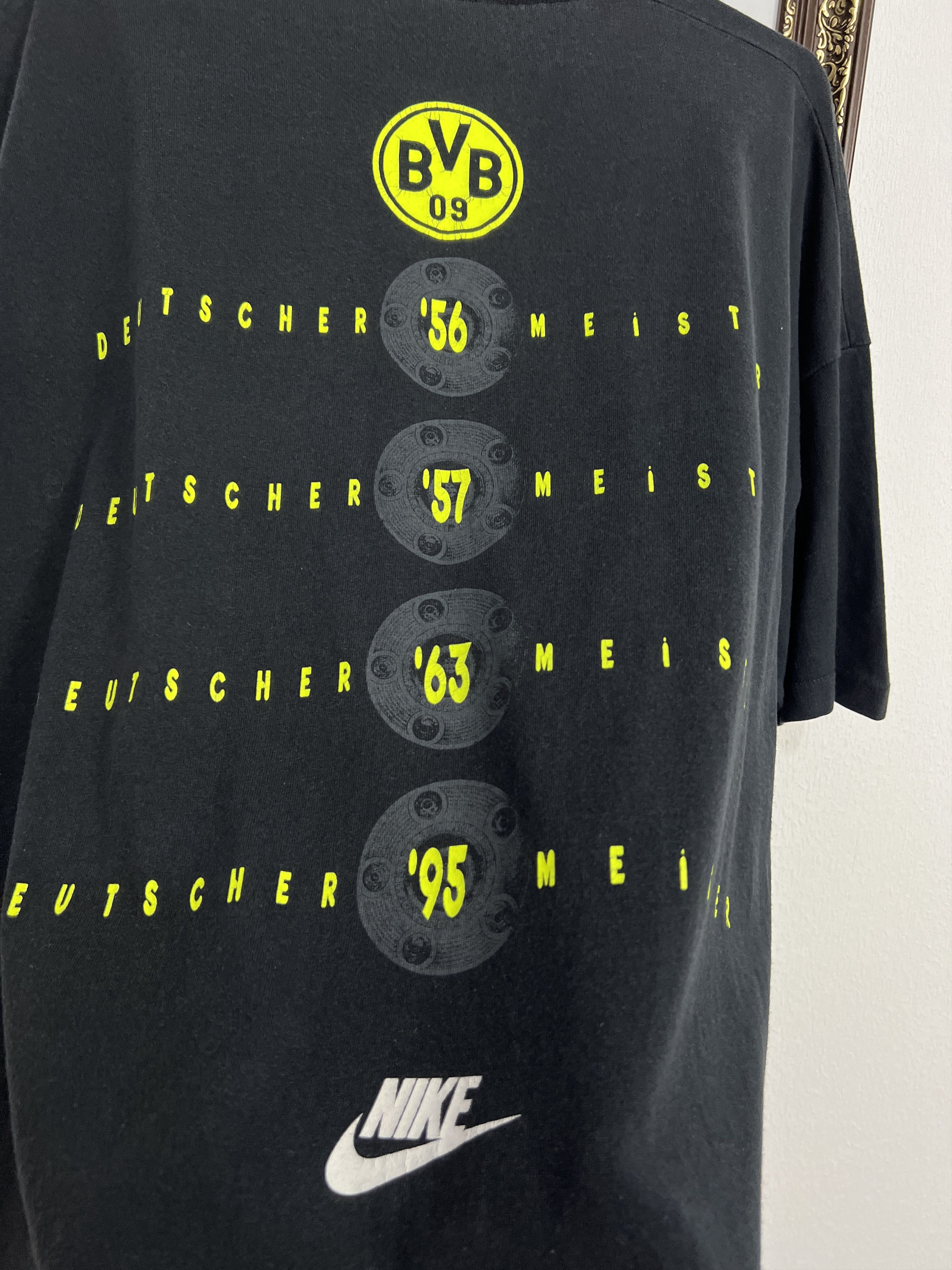 Nike Borussia Dortmund Football Shirt Deutscher Meister Jersey Size US XL / EU 56 / 4 - 10 Thumbnail