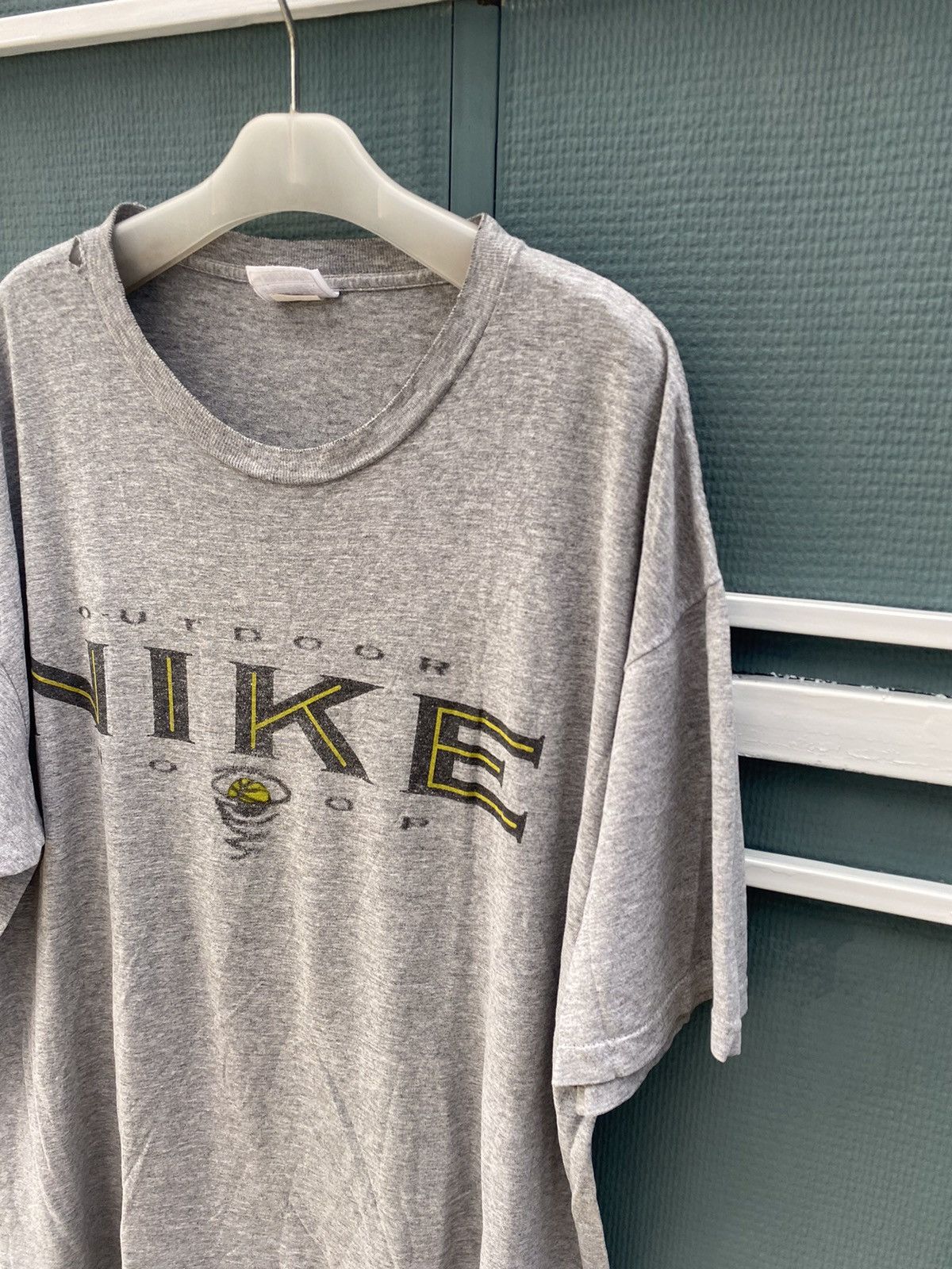 Nike × Vintage Vintage nike hoops 90s tee Size US L / EU 52-54 / 3 - 2 Thumbnail