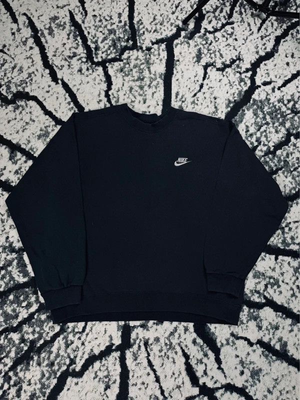 Nike crewneck sweatshirt black swoosh logo vintage 90s L boxy Size US L / EU 52-54 / 3 - 1 Thumbnail