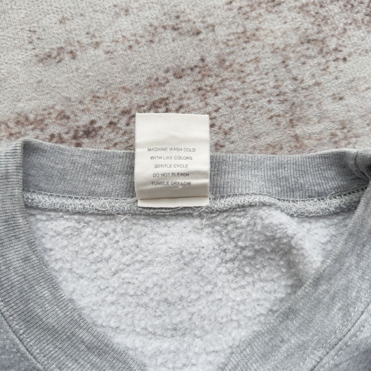 Old Navy OLD NAVY ESSENTIAL CREW NECK SWEATSHIRT Size US L / EU 52-54 / 3 - 6 Thumbnail