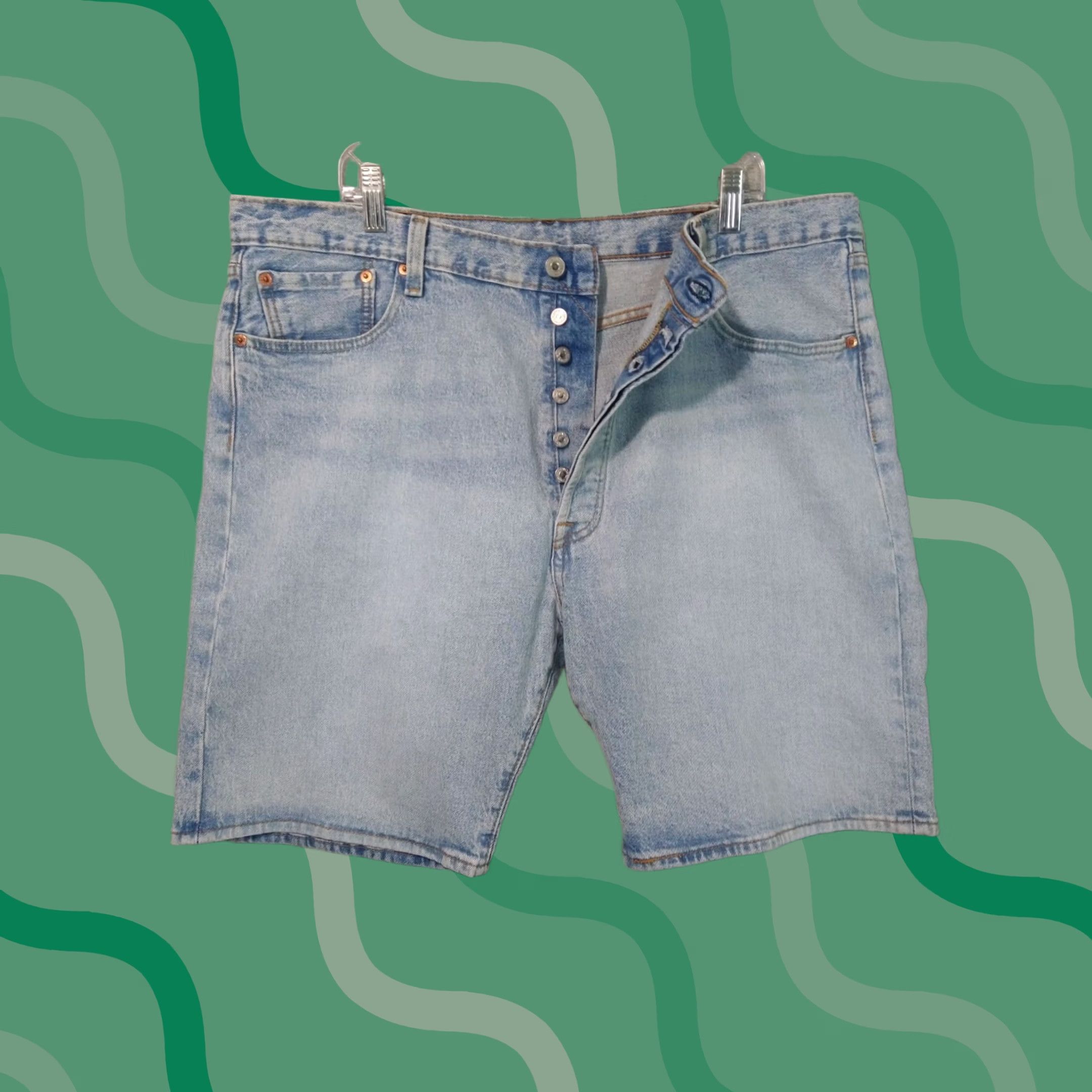 Levi's Levis 501 XX Shorts Mens 40 Blue Denim High Rise Button Fly Light Wash Stretch Bermuda Pocket 5-Pocket-Cotton Denim Navy Blue Casual Mens Size US 40 / EU 56 - 1 Thumbnail