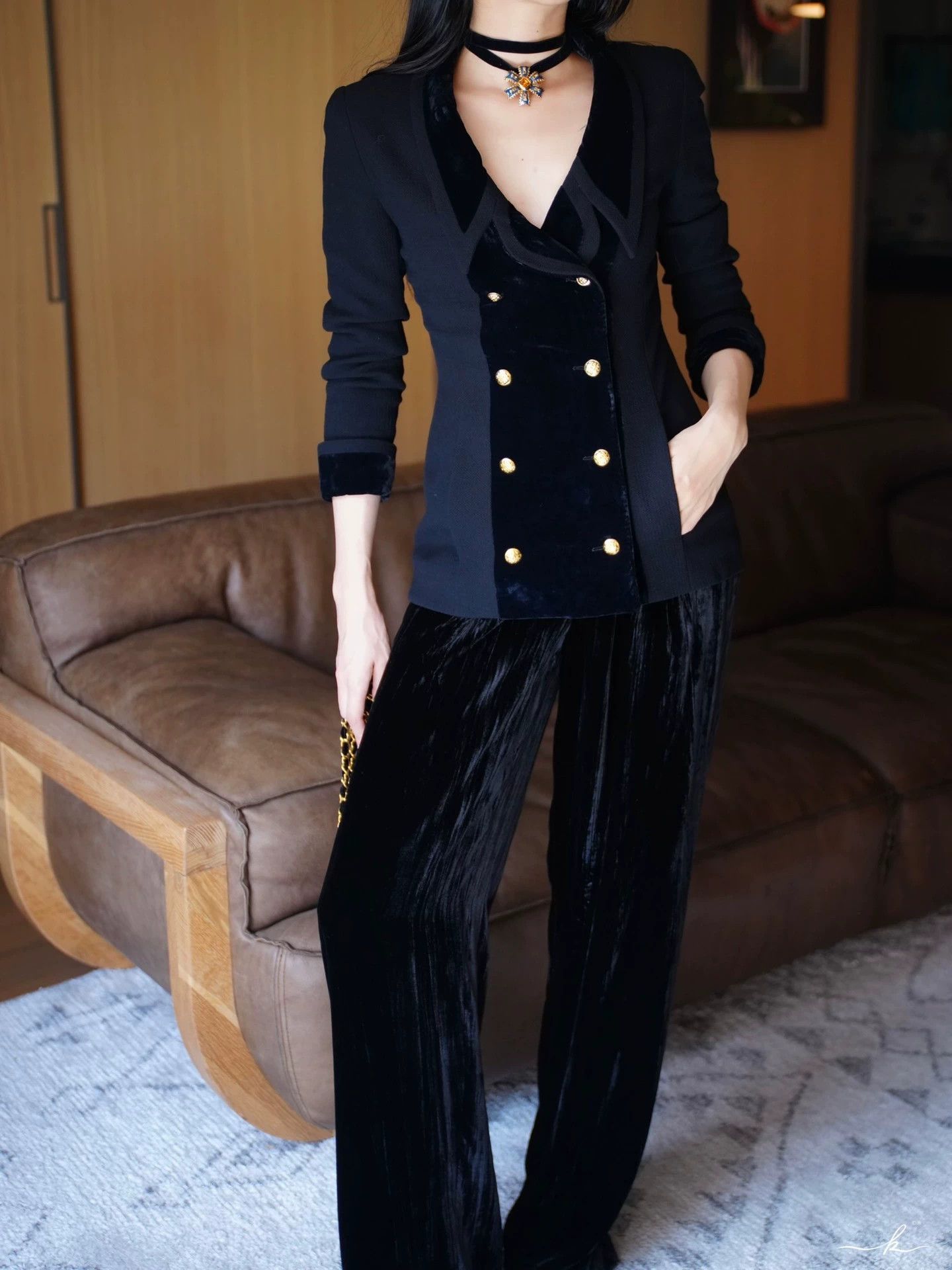 Chanel CHANEL 1989 Silk - Velvet Wool Waist - Cinch Long Jacket Black Gold Size S / US 4 / IT 40 - 8 Thumbnail