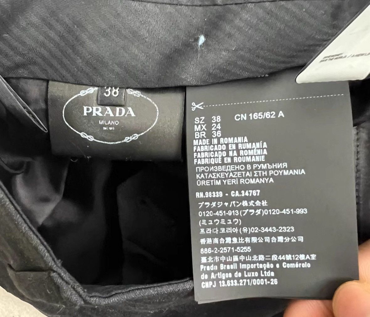 Prada Prada Black Wool Pants Size 26" / US 2 / IT 38 - 4 Thumbnail