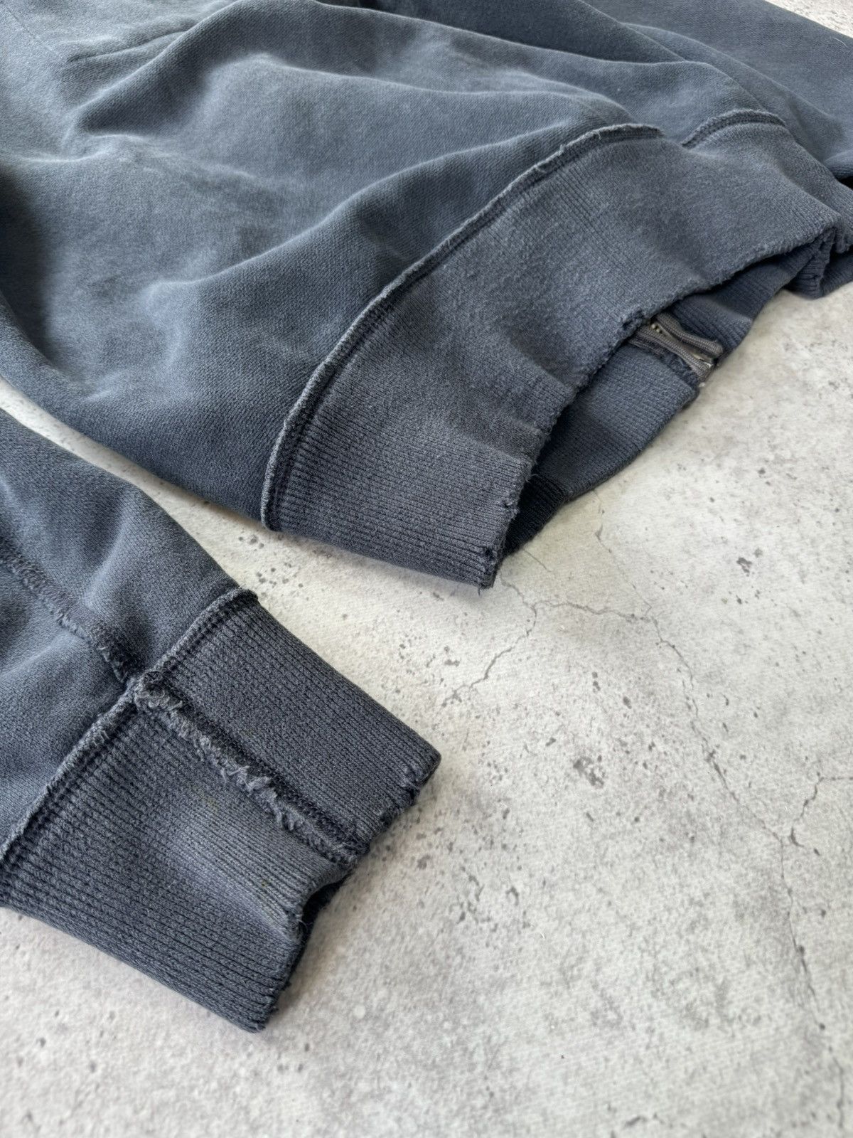 Abercrombie & Fitch Abercrombie & Fitch 00s Vintage Distressed Hoodie Size US S / EU 44-46 / 1 - 4 Thumbnail
