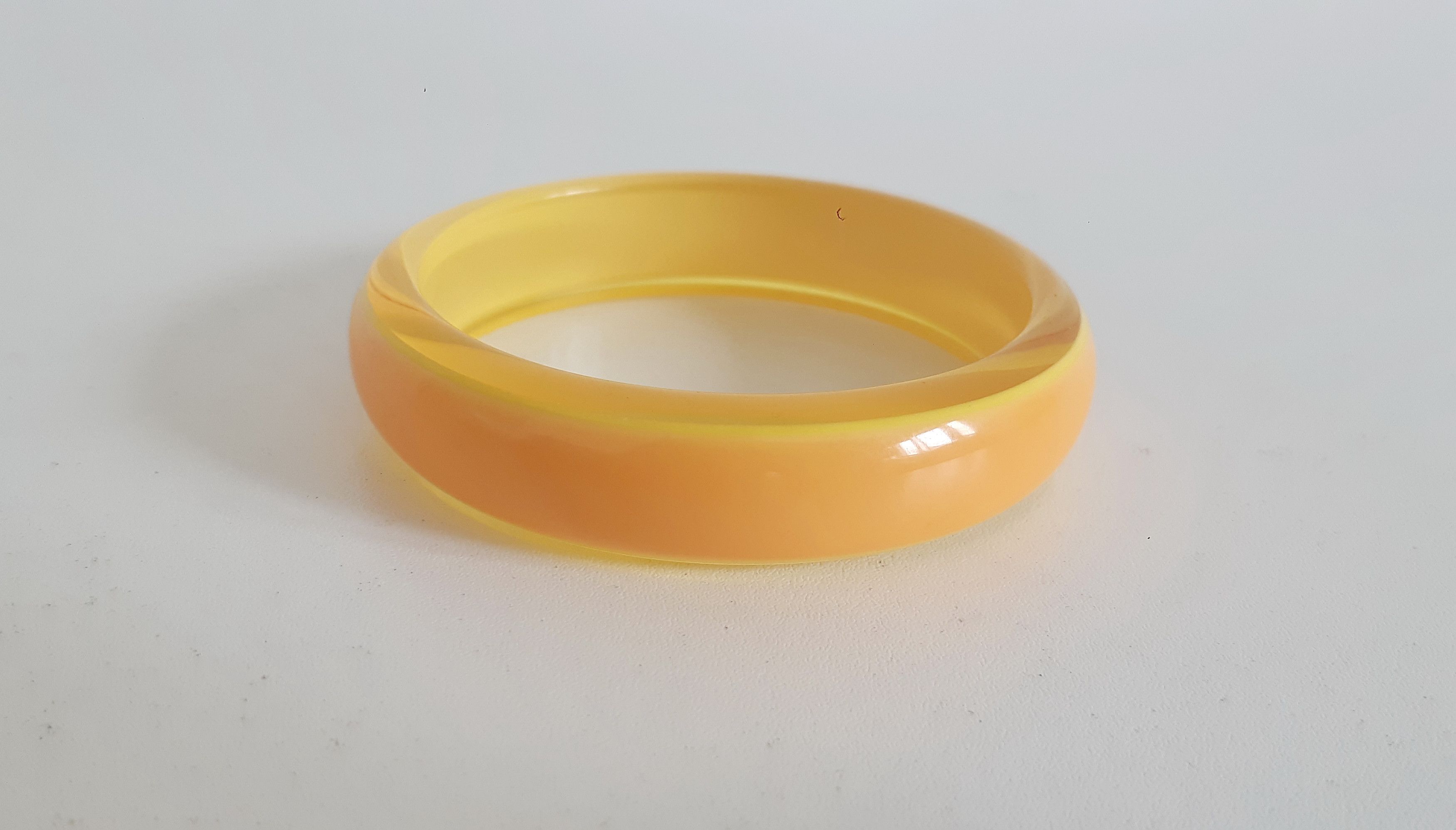 Other Vintage BAKELITE Bangl Bracelet Size ONE SIZE - 3 Thumbnail