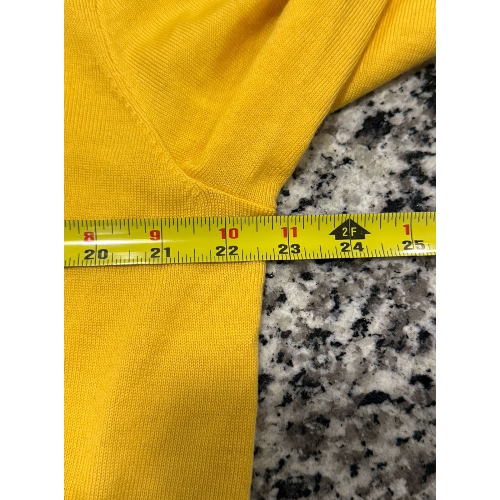 Polo Ralph Lauren Polo Ralph Lauren Sweater XL Adult Yellow 100% Merino Wool Italian Yarn V-Neck Pullover Knit Solid Logo Mens 80s 90s Preppy American Size US XL / EU 56 / 4 - 3 Thumbnail