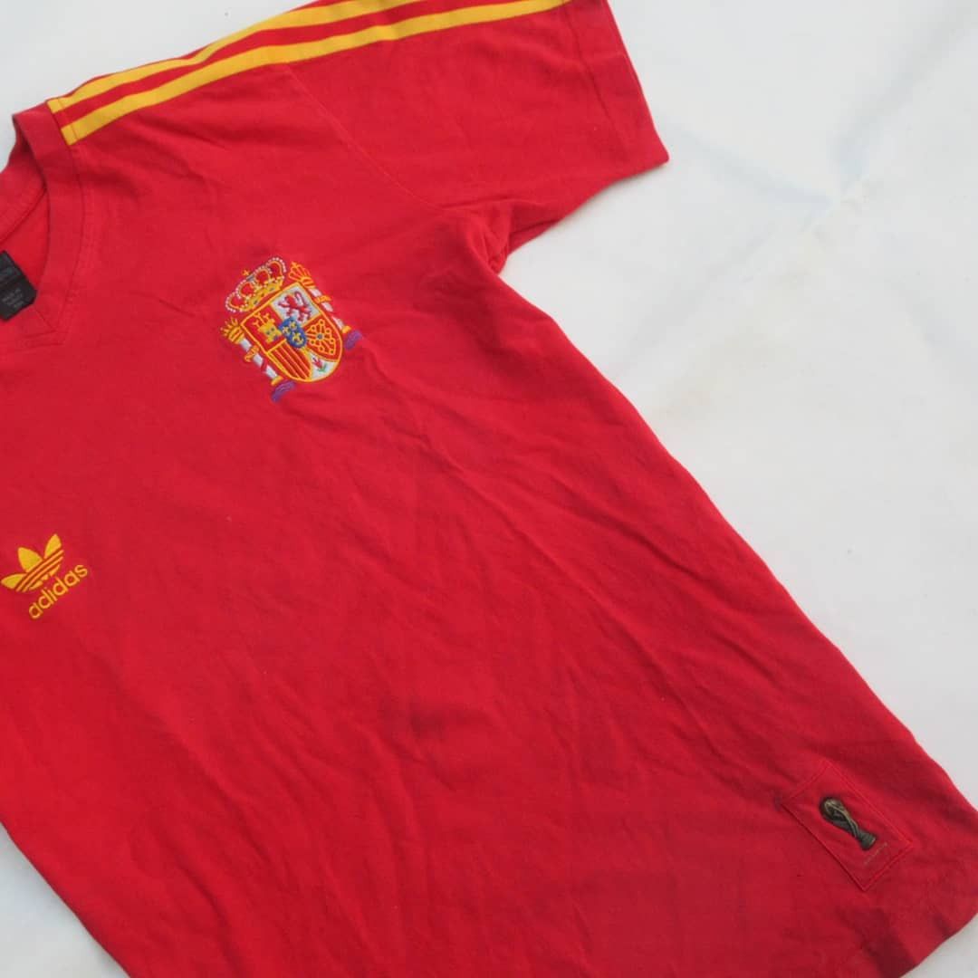 Adidas Adidas spain Espana 3 Stripes ringer tee tshirt ringer Red Size US M / EU 48-50 / 2 - 2 Thumbnail