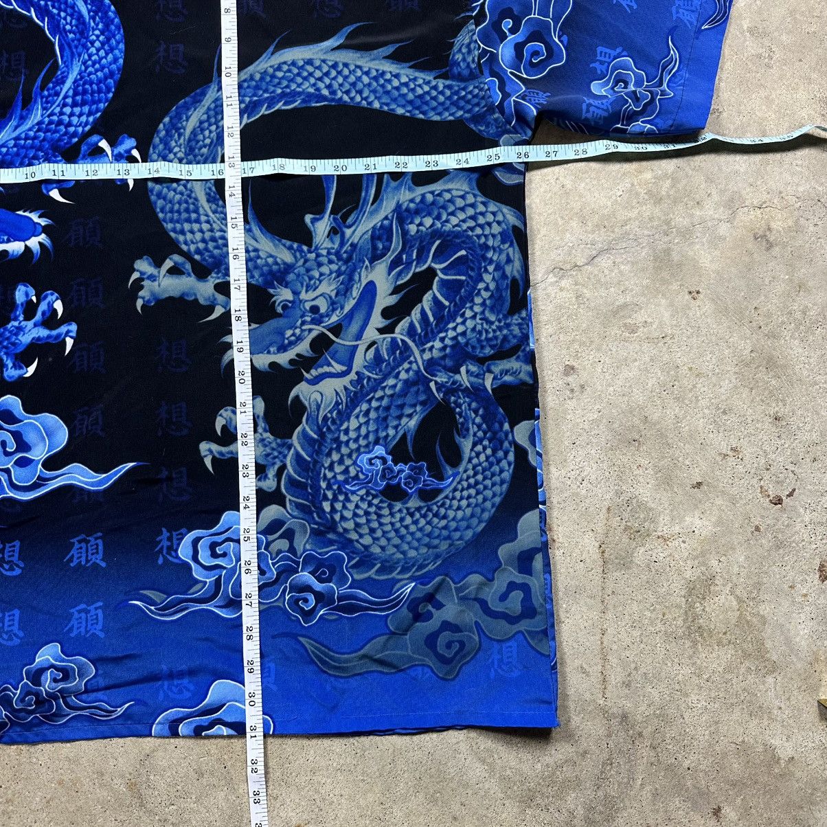 Taiga Vintage Y2K Taiga Asia Dragon Blue Flames Short Sleeve Shirt Size US XL / EU 56 / 4 - 8 Thumbnail