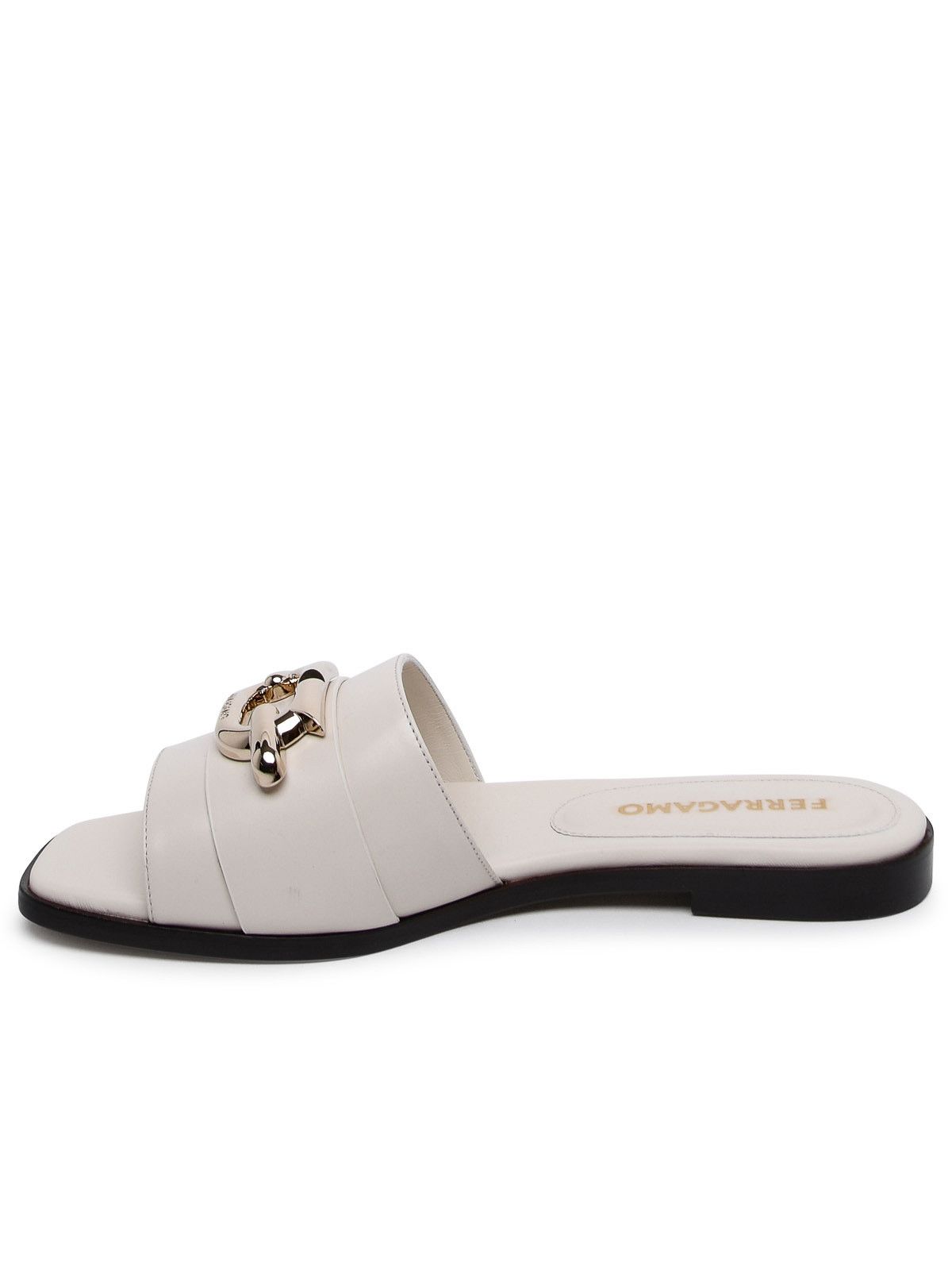 Salvatore Ferragamo o1s1rm1224 Leather Slippers in White Size US 8.5 / IT 38.5 - 3 Thumbnail