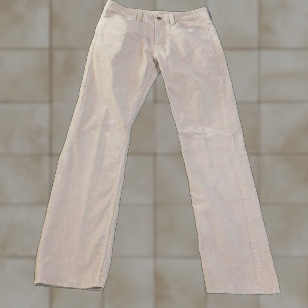 Vineyard Vines Vineyard Vines Pants Mens 30x30 Corduroy Beige Straight Preppy Chino Cotton Logo Vintage? No (But can't add new info) Size US 30 / EU 46 - 1 Thumbnail