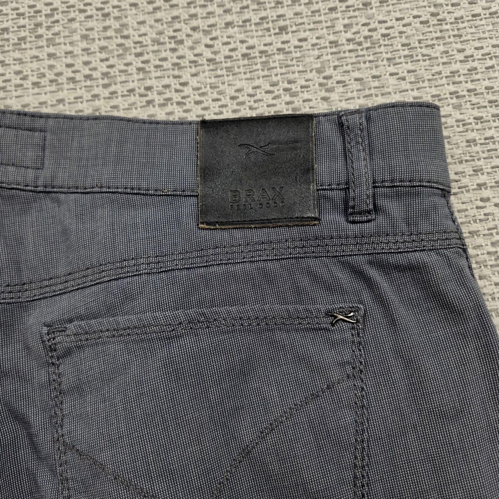 BRAX Brax Cooper Pants Mens 36x34 Gray Chino Regular Fit 5 Pocket Casual Flat Front Zip Fly Logo 90s Hipster USA Mens Size US 36 / EU 52 - 4 Thumbnail