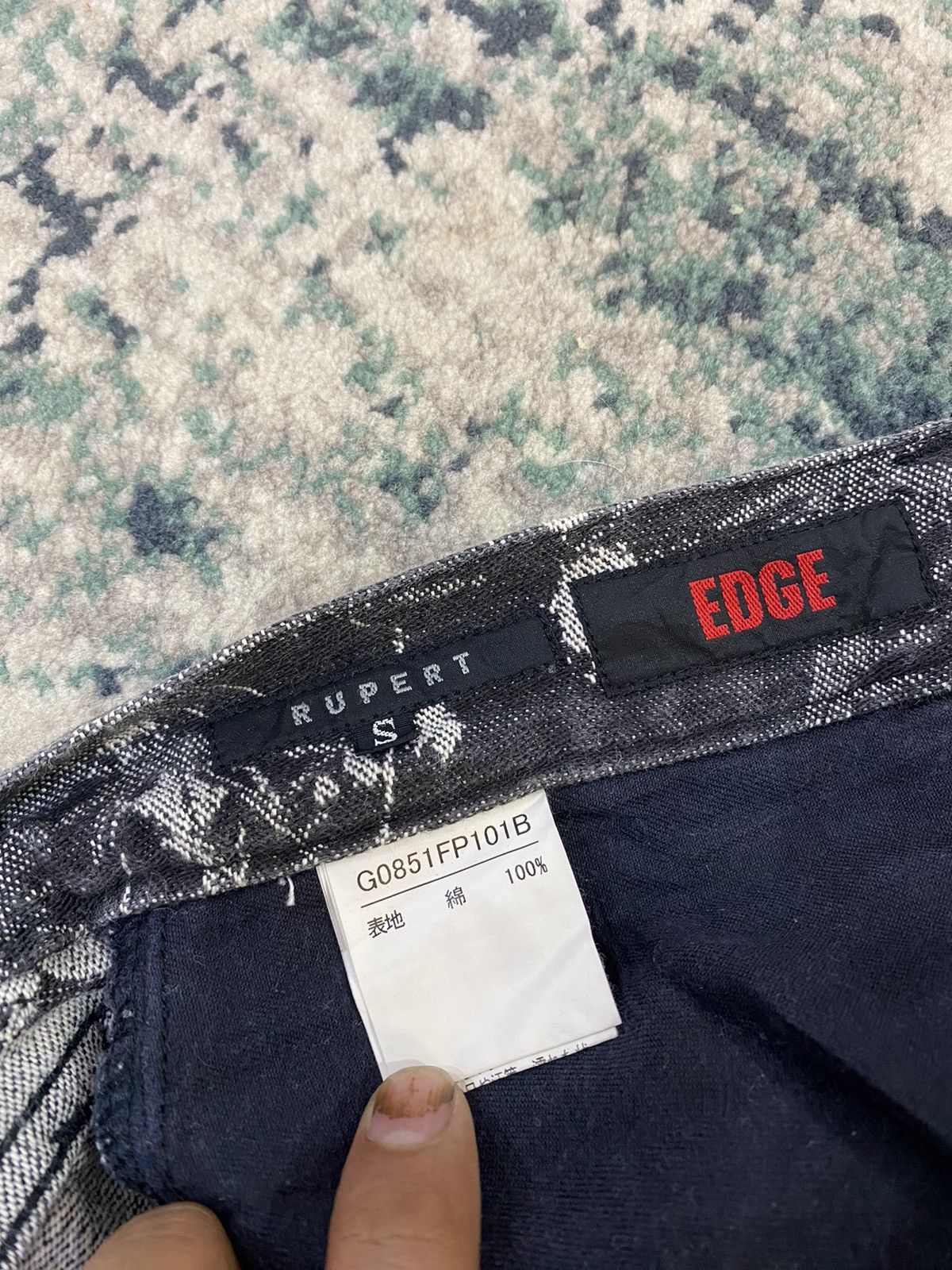 If Six Was Nine EDGE Rupert Spider Web Distressed Flare Denim Pant Size US 29 - 15 Thumbnail