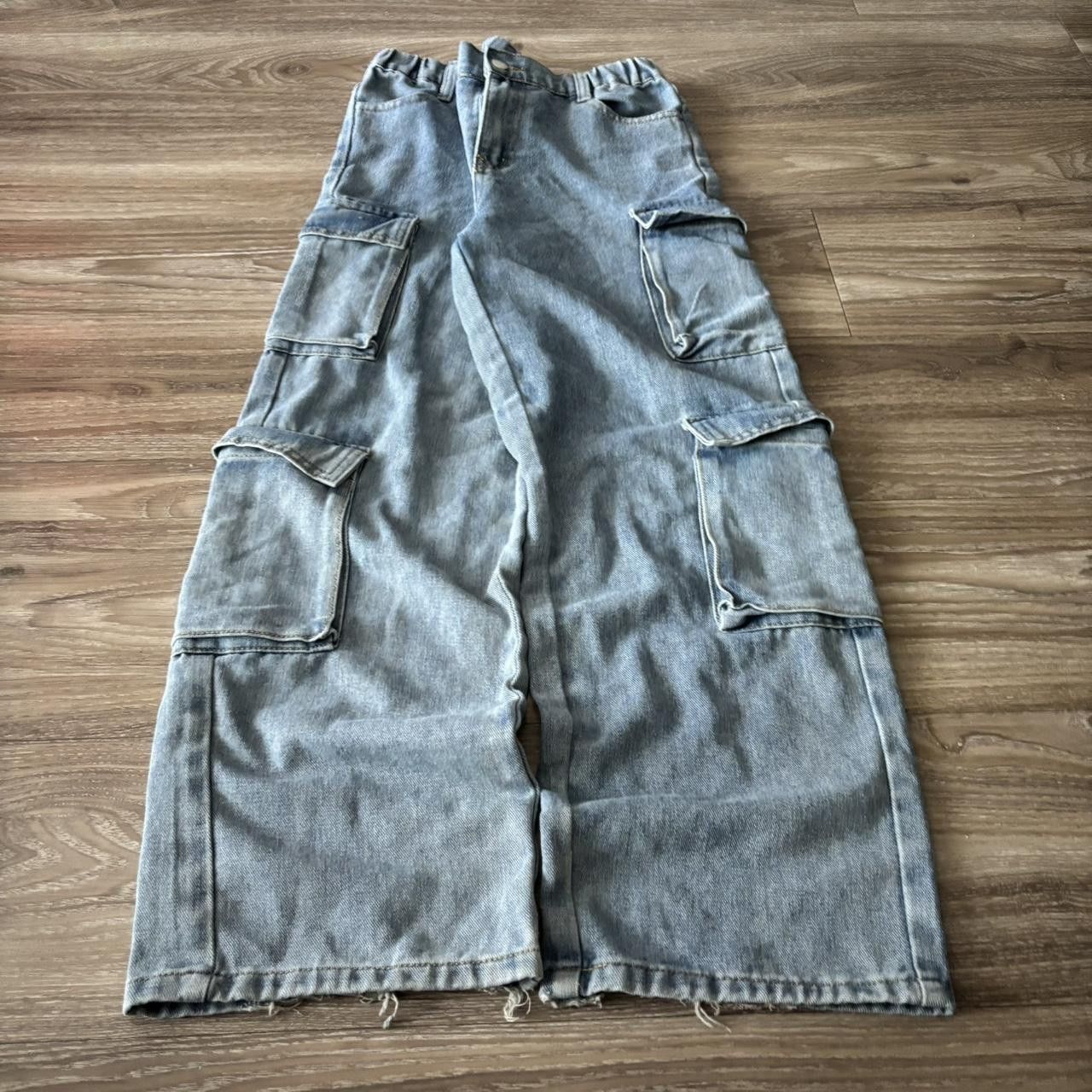 Vintage Crazy Vintage Y2K/2000s Light Wash Streetwear Cargo Denim Jeans! 27x28 Size US 27 - 3 Thumbnail