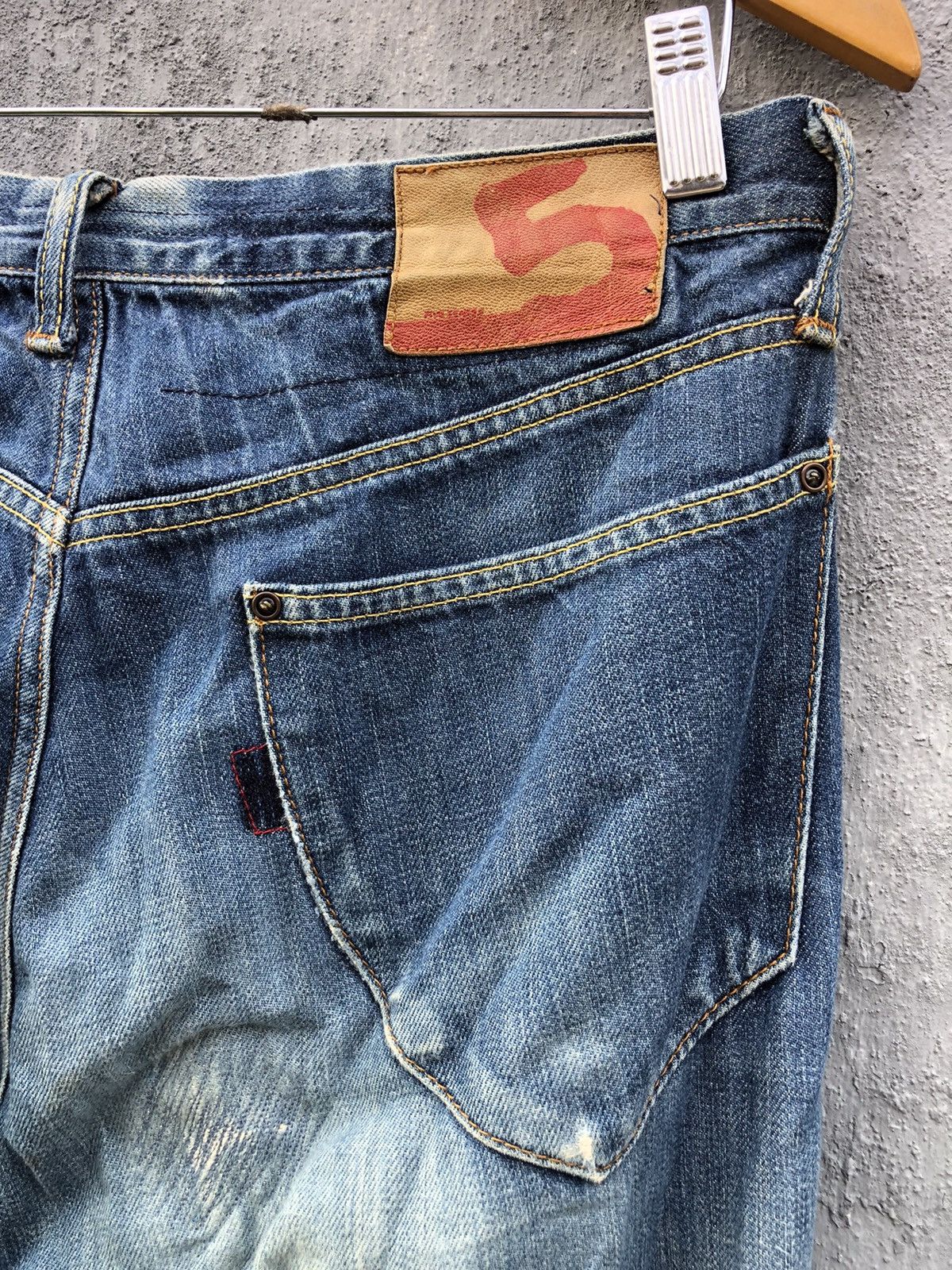 AG Adriano Goldschmied AG Adriano Goldschmied Washed Jeans Selvedge Size US 33 - 6 Thumbnail