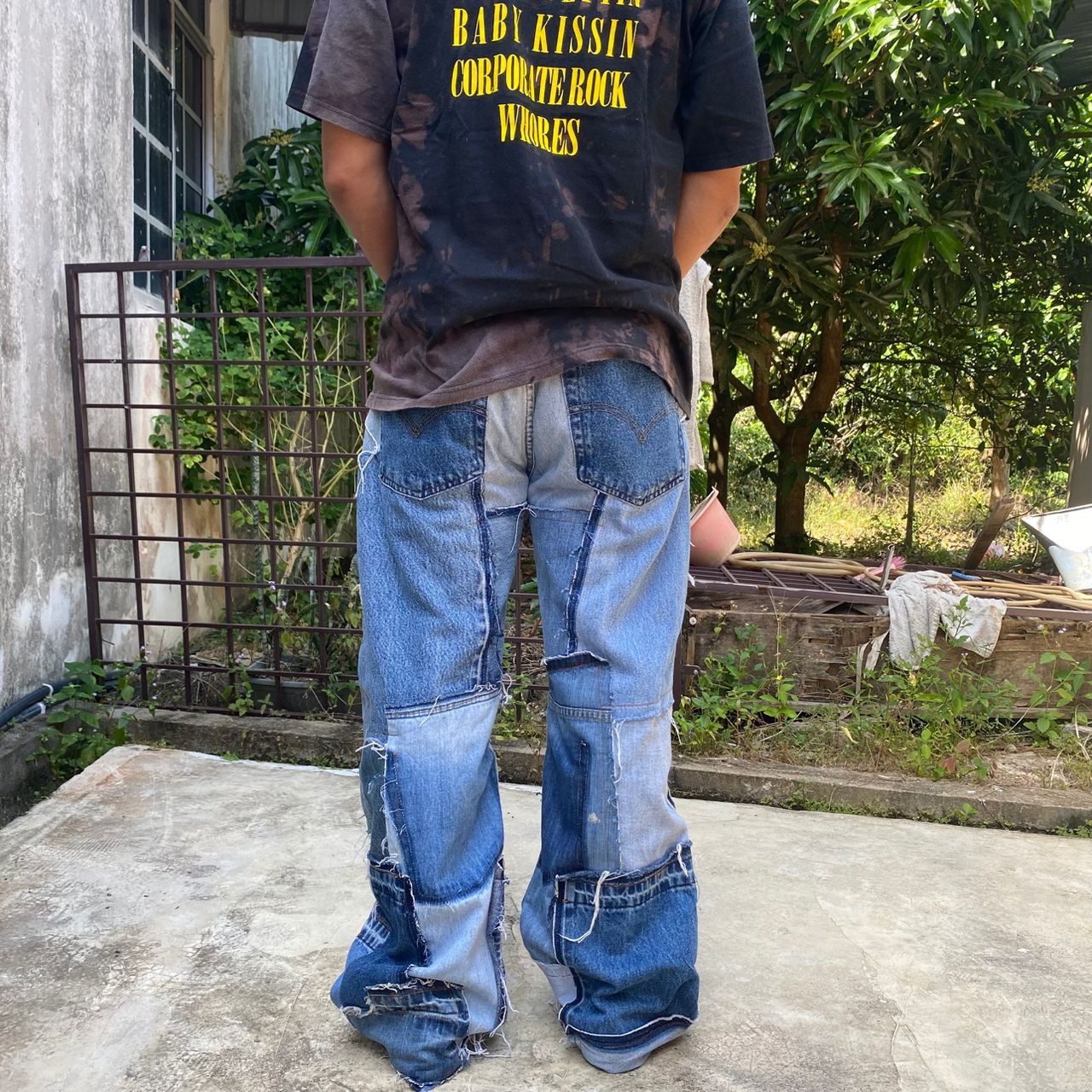 Levi's Vintage Levis 550 Relaxed Fit Patchwork Reworked Denim Size US 33 - 6 Thumbnail