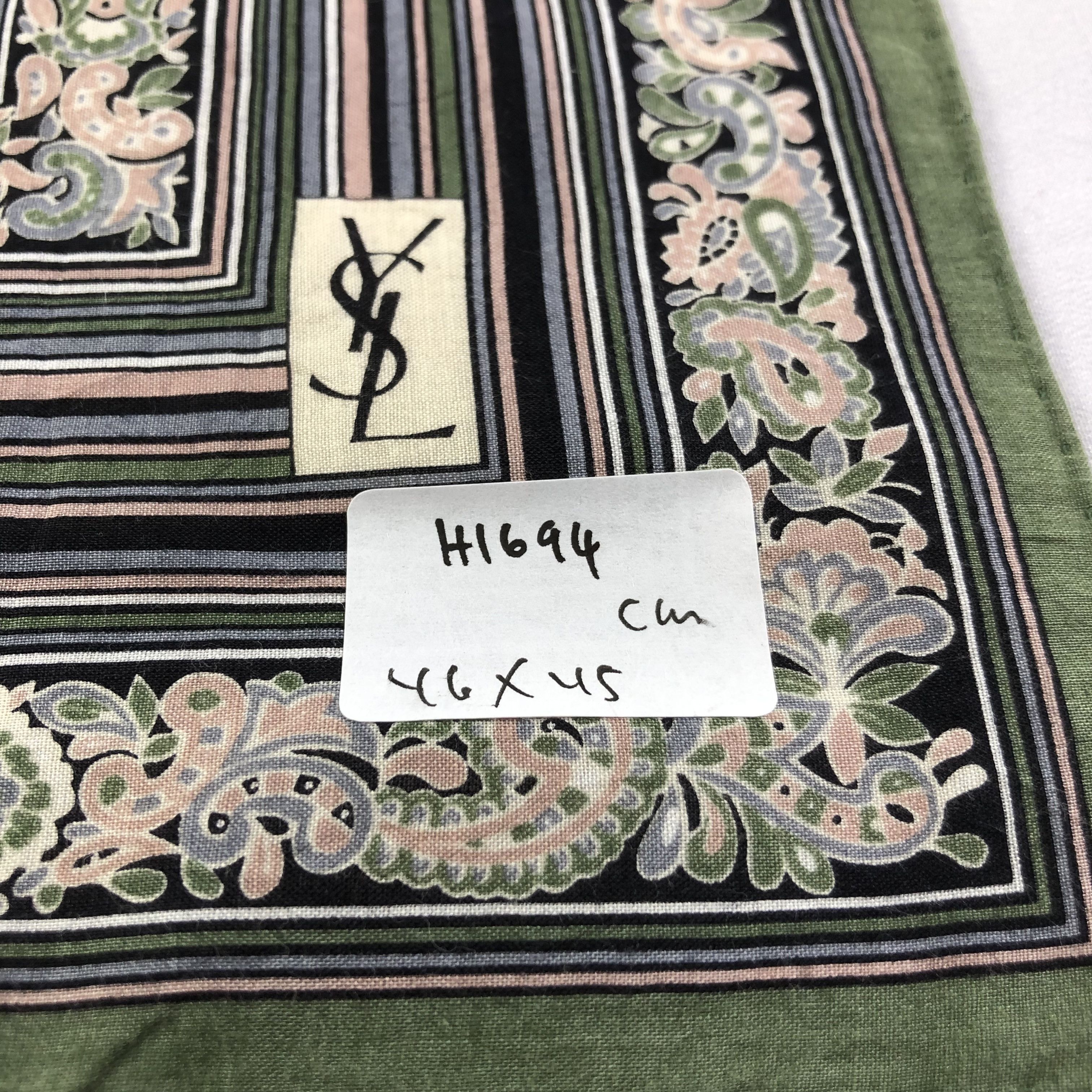 Yves Saint Laurent YSL Hand Rolled Handkerchief Neckerchief Bandana H1694 Size ONE SIZE - 8 Thumbnail