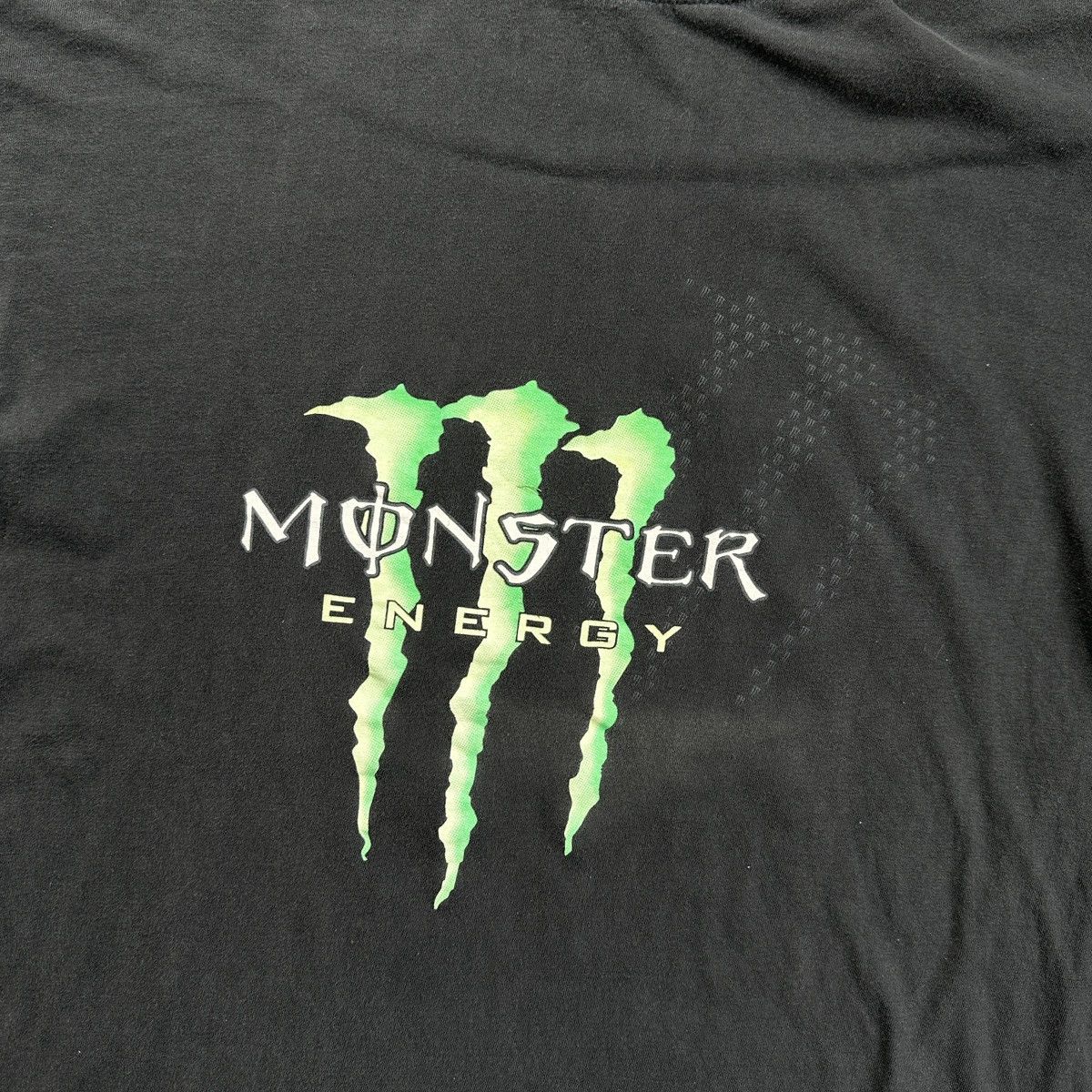 Vintage Vintage Monster Enegry Sunfaded T-Shirt Size US S / EU 44-46 / 1 - 3 Thumbnail