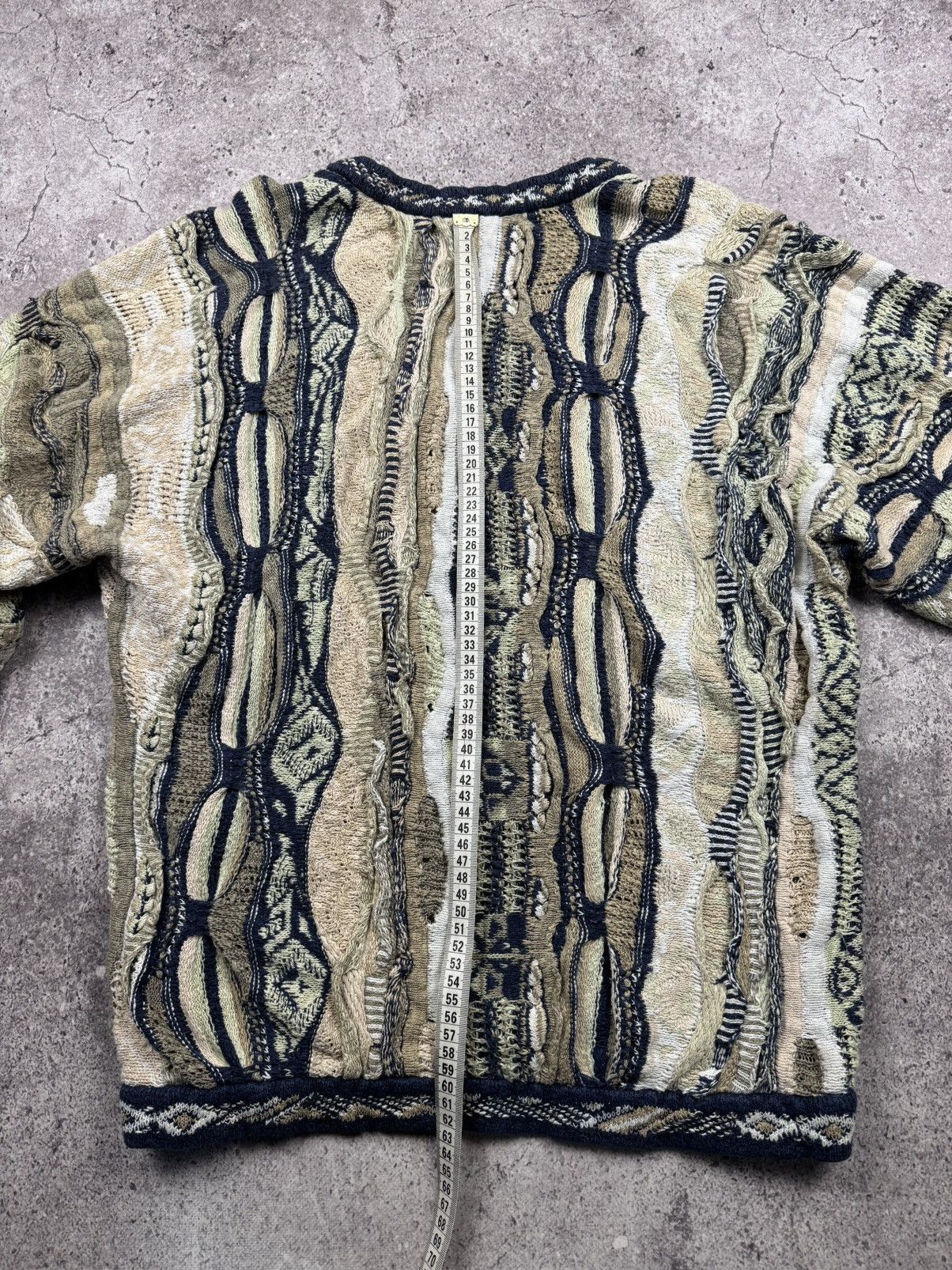 Japanese Brand Vintage Avantgarde Coogi Style Knit Sweater V neck Y2K Japan Size US M / EU 48-50 / 2 - 7 Thumbnail