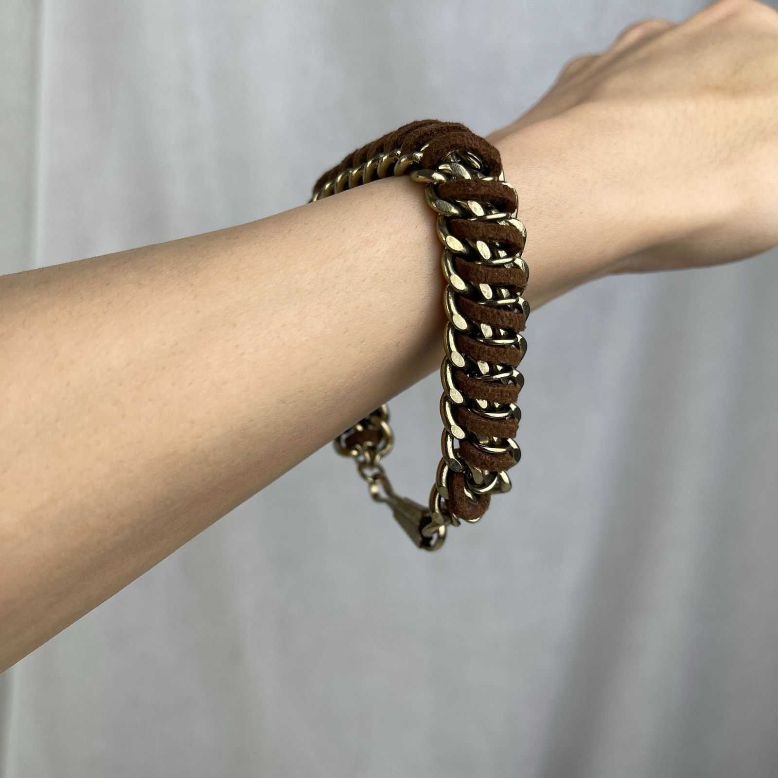 Other Gold Chunky Chain Bracelet Brown Braided Faux Leather NWOT Size ONE SIZE - 4 Thumbnail