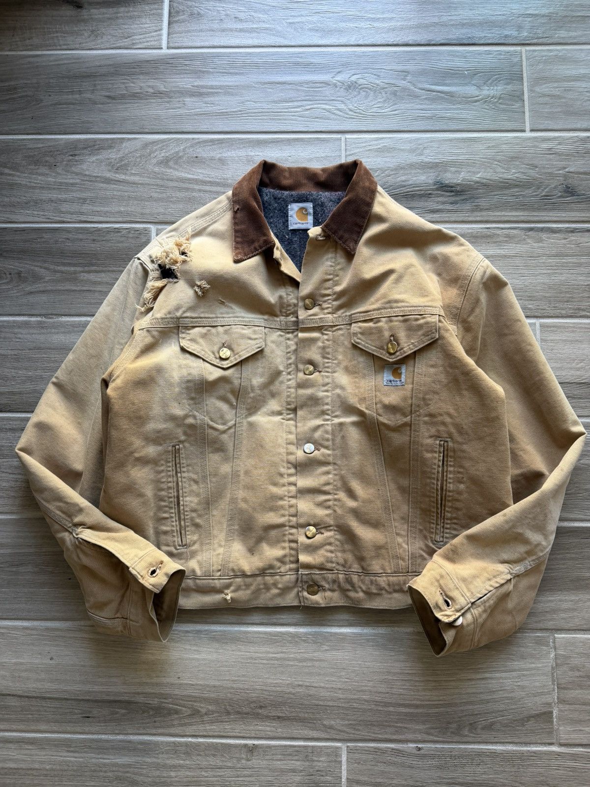 Carhartt Crazy Rare Vintage Distressed Carhartt Button WorkwearJacket Size US L / EU 52-54 / 3 - 1 Thumbnail