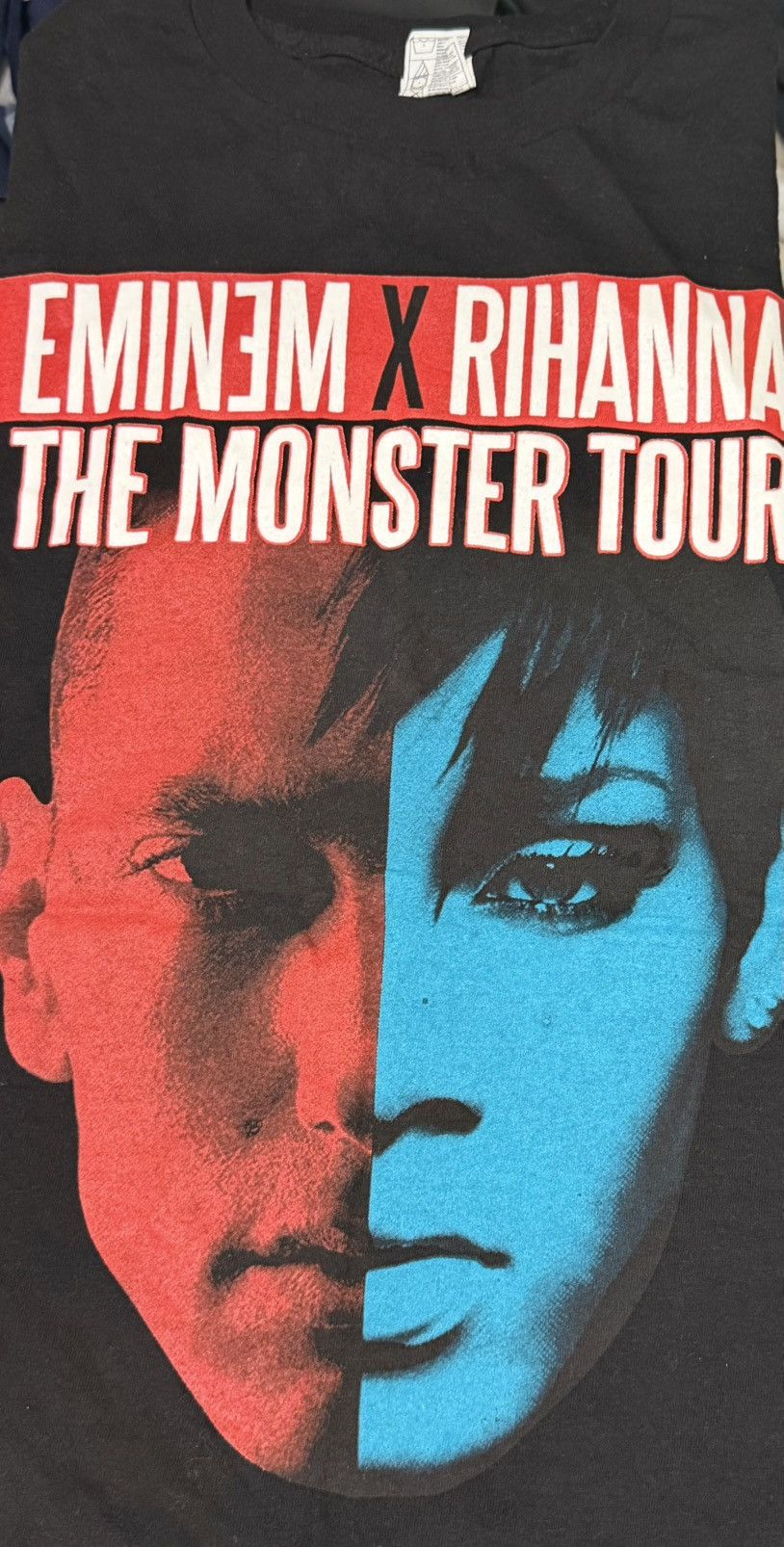 Alstyle Eminem X Rihanna The Monster Tour 2014 Black T Size US M / EU 48-50 / 2 - 1 Thumbnail