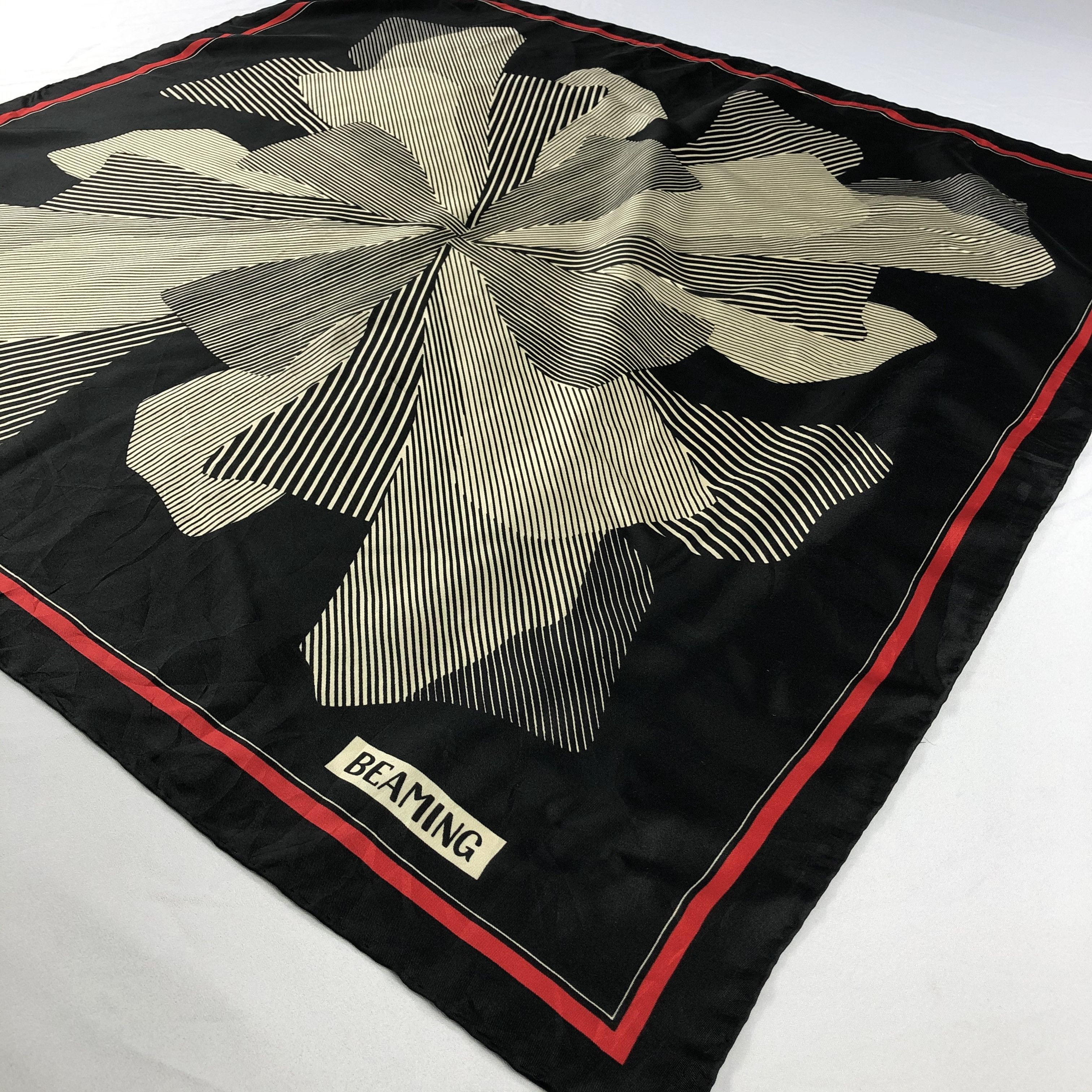Vintage Vintage Beaming Silk Scarf Size ONE SIZE - 3 Thumbnail