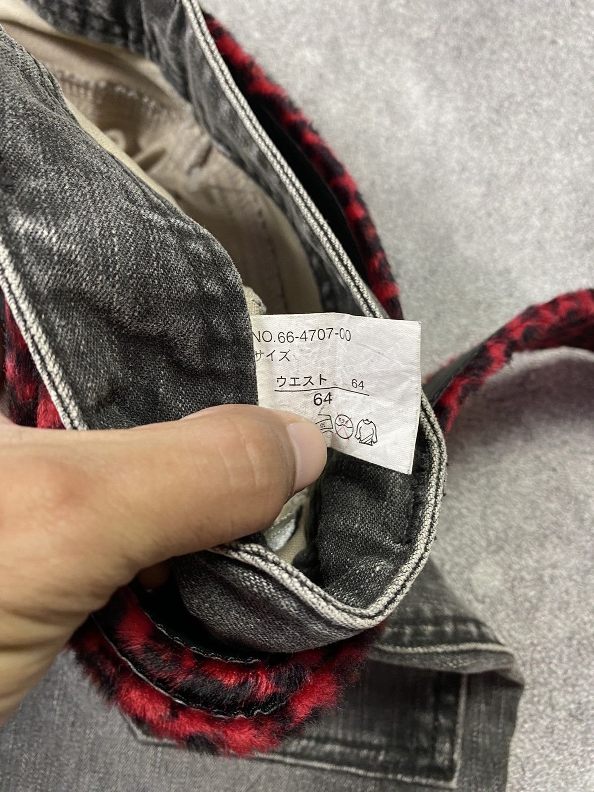 If Six Was Nine × Japanese Brand × Le Grande Bleu (L.G.B.) 2000s Grey Washed Flared Jean Size US 29 - 5 Thumbnail