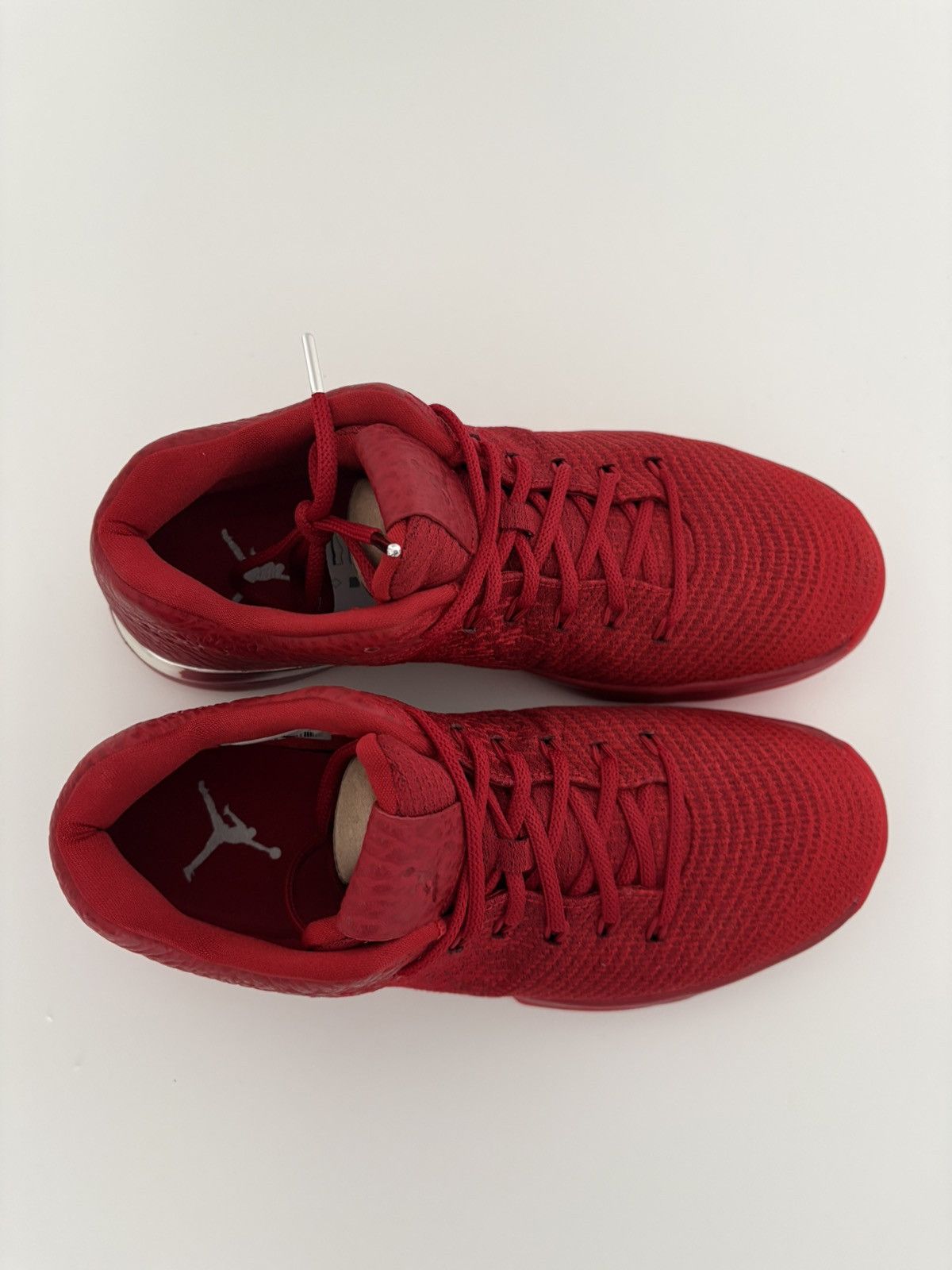 Jordan Brand Jordan 31 Low Chicago (Away) Size US 9.5 / EU 42-43 - 2 Thumbnail