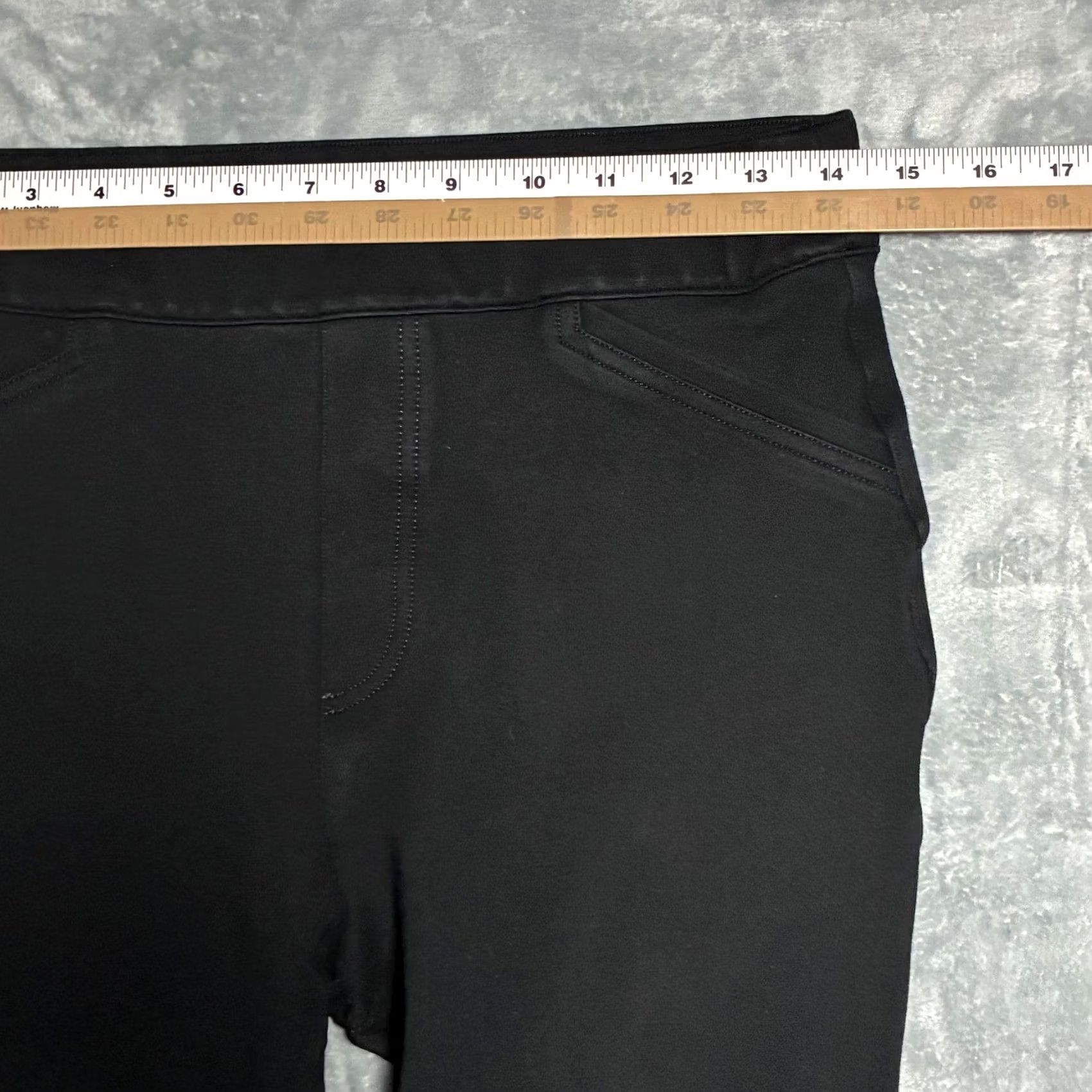 Spanx SPANX Black Ponte Knit Pull On Cropped Ankle Pants Women's M Slim Pull On Flat Front Size 32" / US 10 / IT 46 - 7 Thumbnail