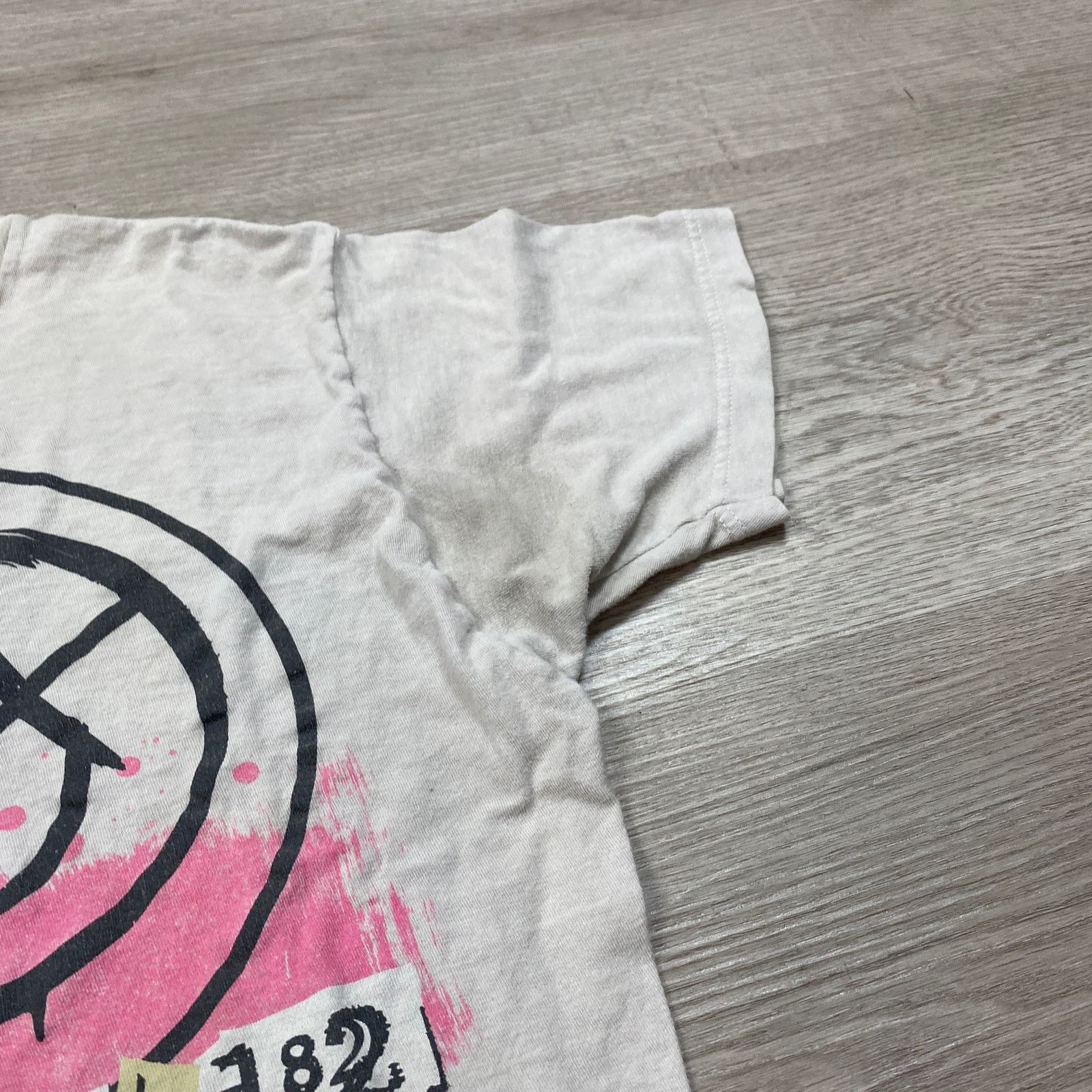 Band Tees Blink 182 Self Titled Album Faded Shirt Men's M Punk Grunge Size US M / EU 48-50 / 2 - 7 Thumbnail