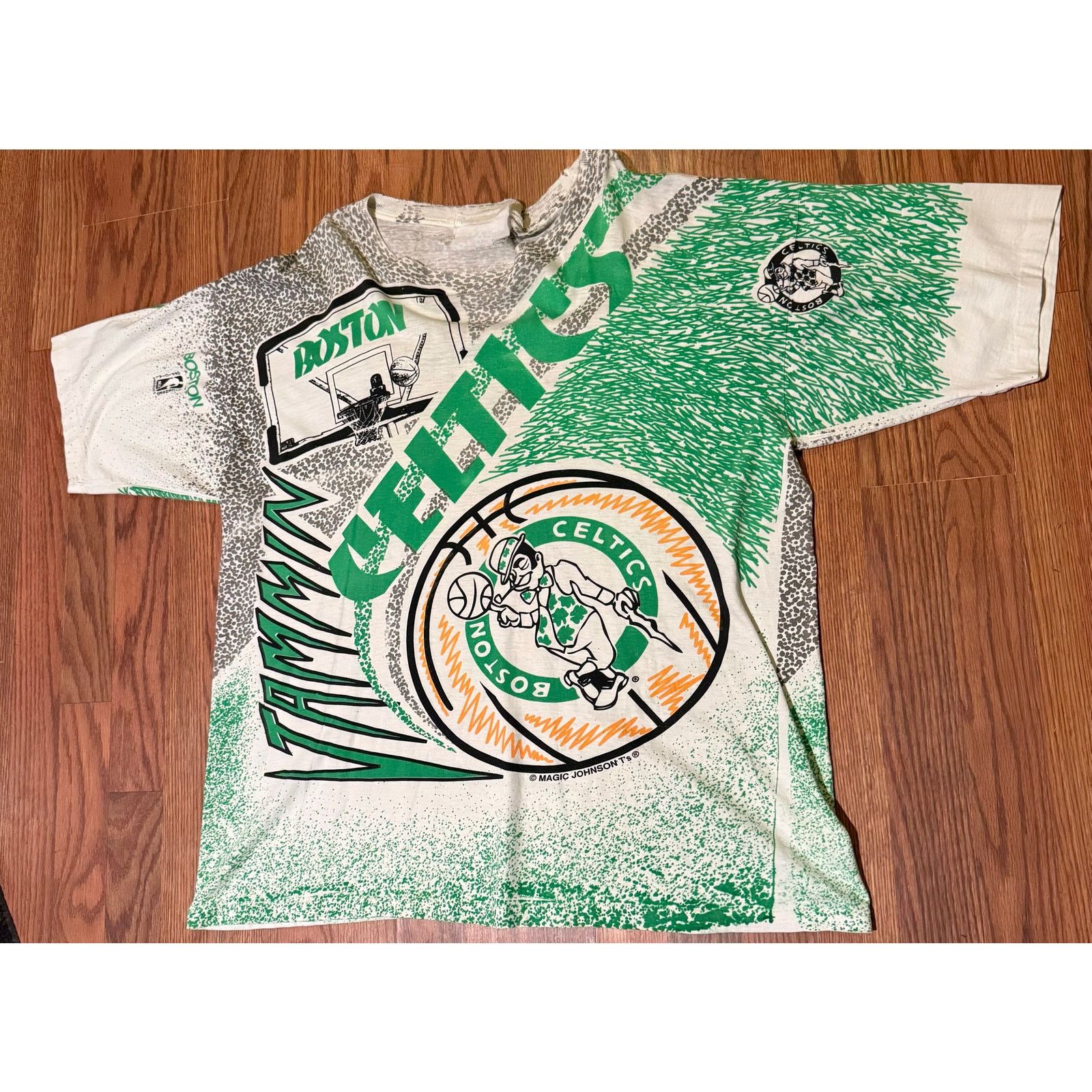 Other Vintage Boston Celtics Magic Johnson Tee size XL Size US XL / EU 56 / 4 - 1 Thumbnail