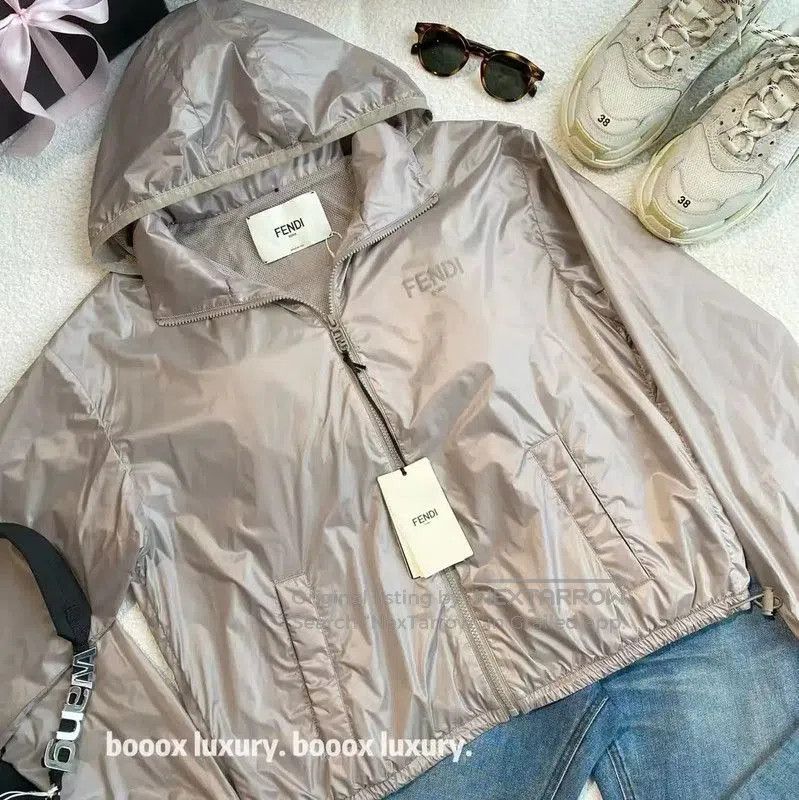 Fendi Fendi Champagne Nylon Women's Jacket . Size L / US 10 / IT 46 - 4 Thumbnail