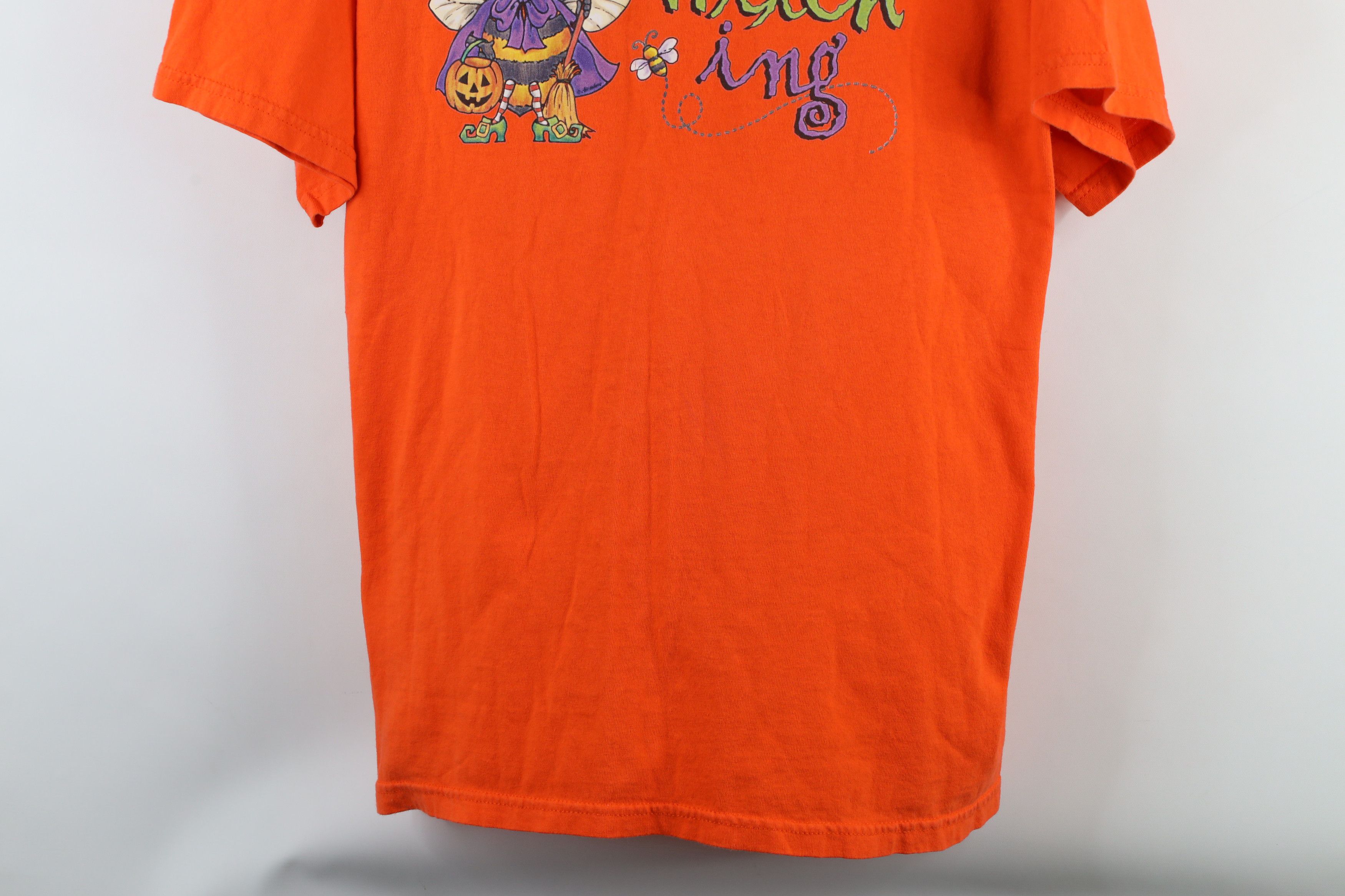 Vintage Vintage 90s Streetwear Halloween Bee Witching T-Shirt Orange Size L / US 10 / IT 46 - 3 Thumbnail