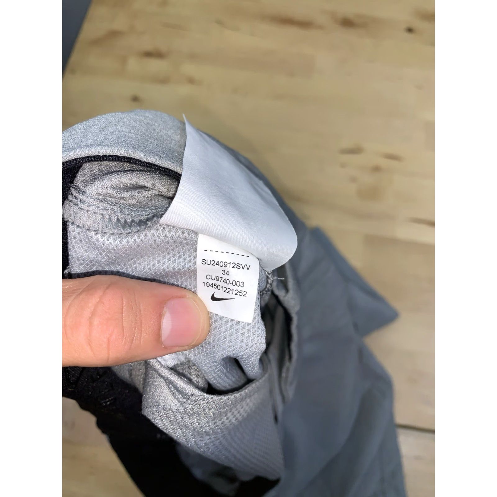 Nike Nike Golf Chino Shorts Mens 34 Gray Casual Stretch Performance Size US 34 / EU 50 - 4 Thumbnail